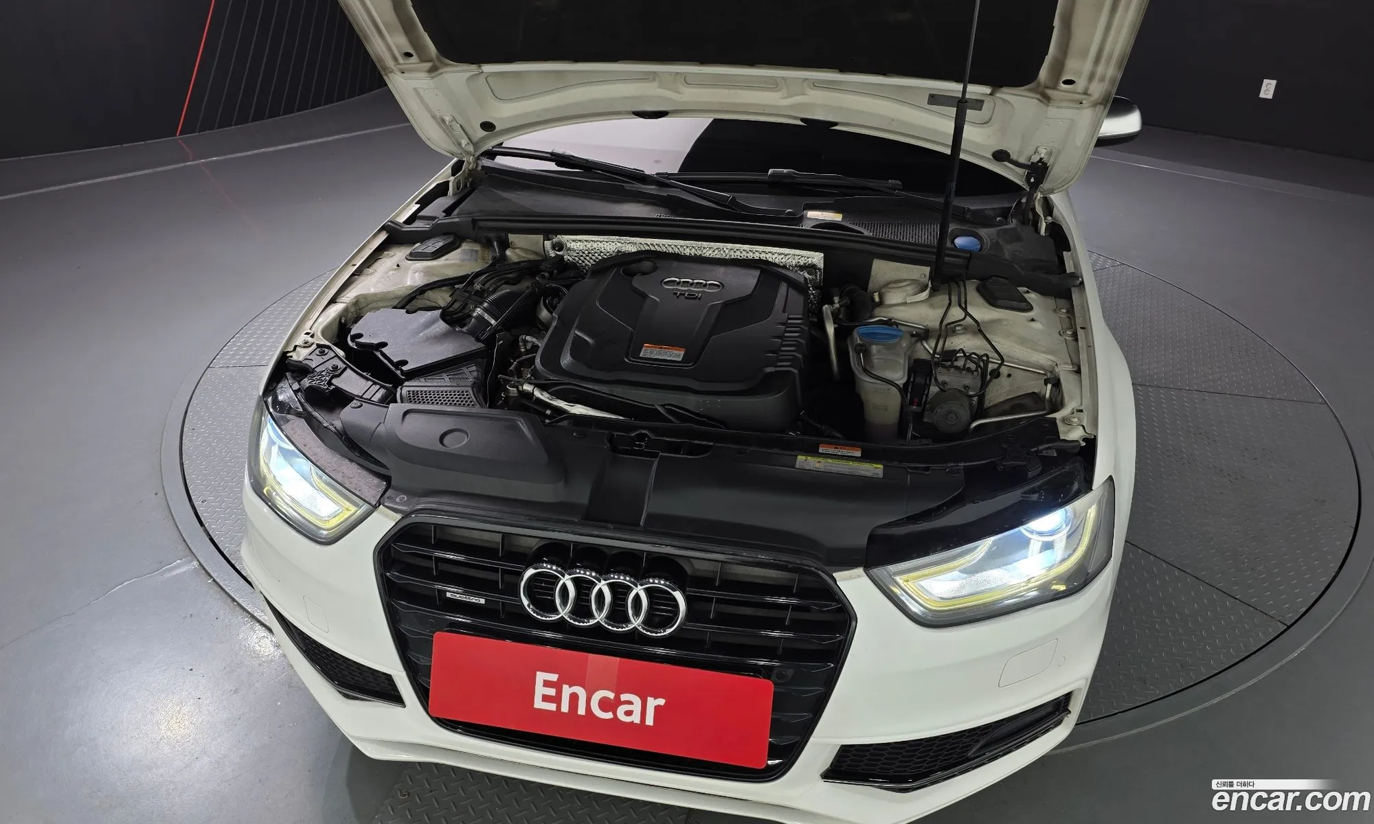 Audi A4 2014 11111111111111111 — 6