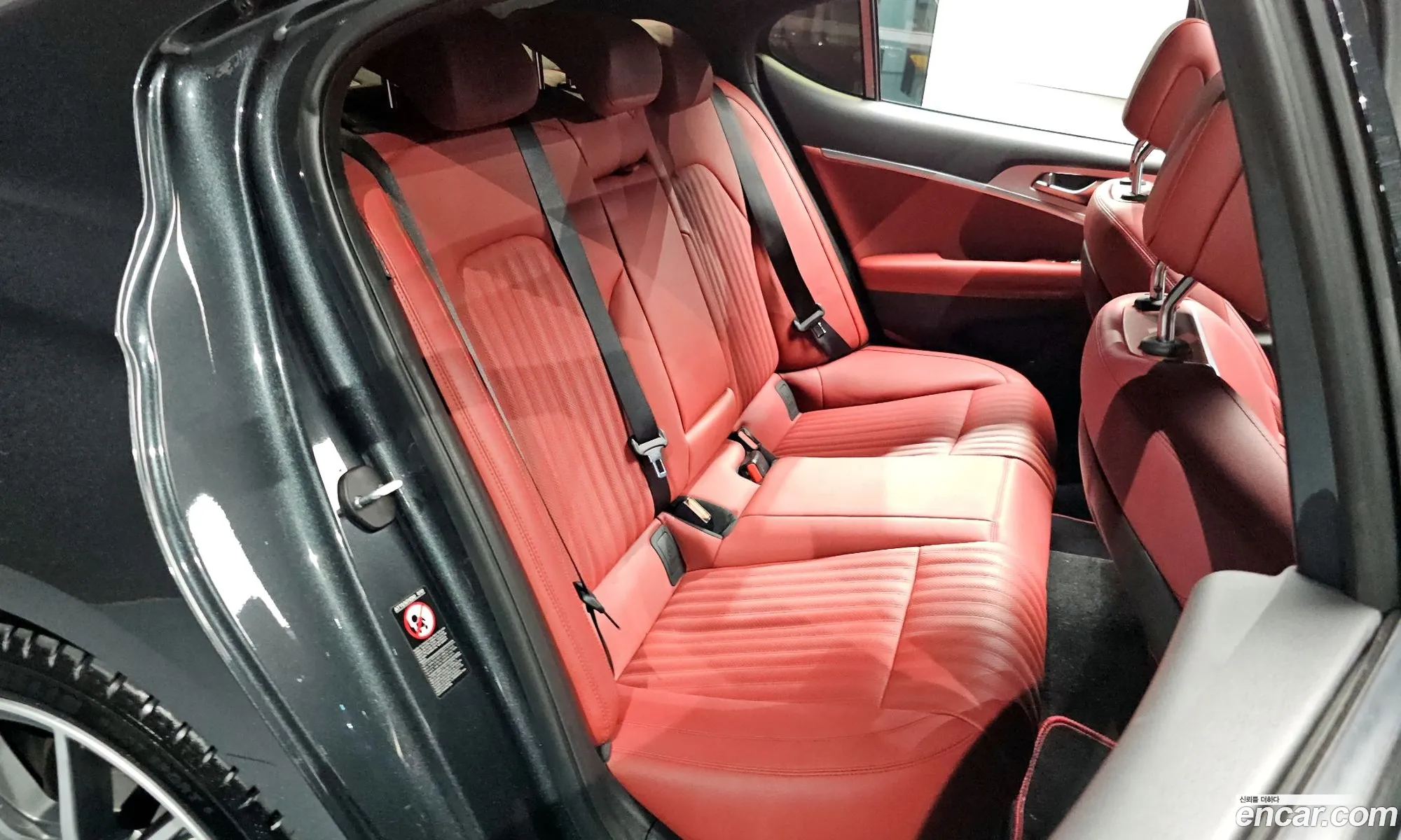 Genesis G70 2018 — 13
