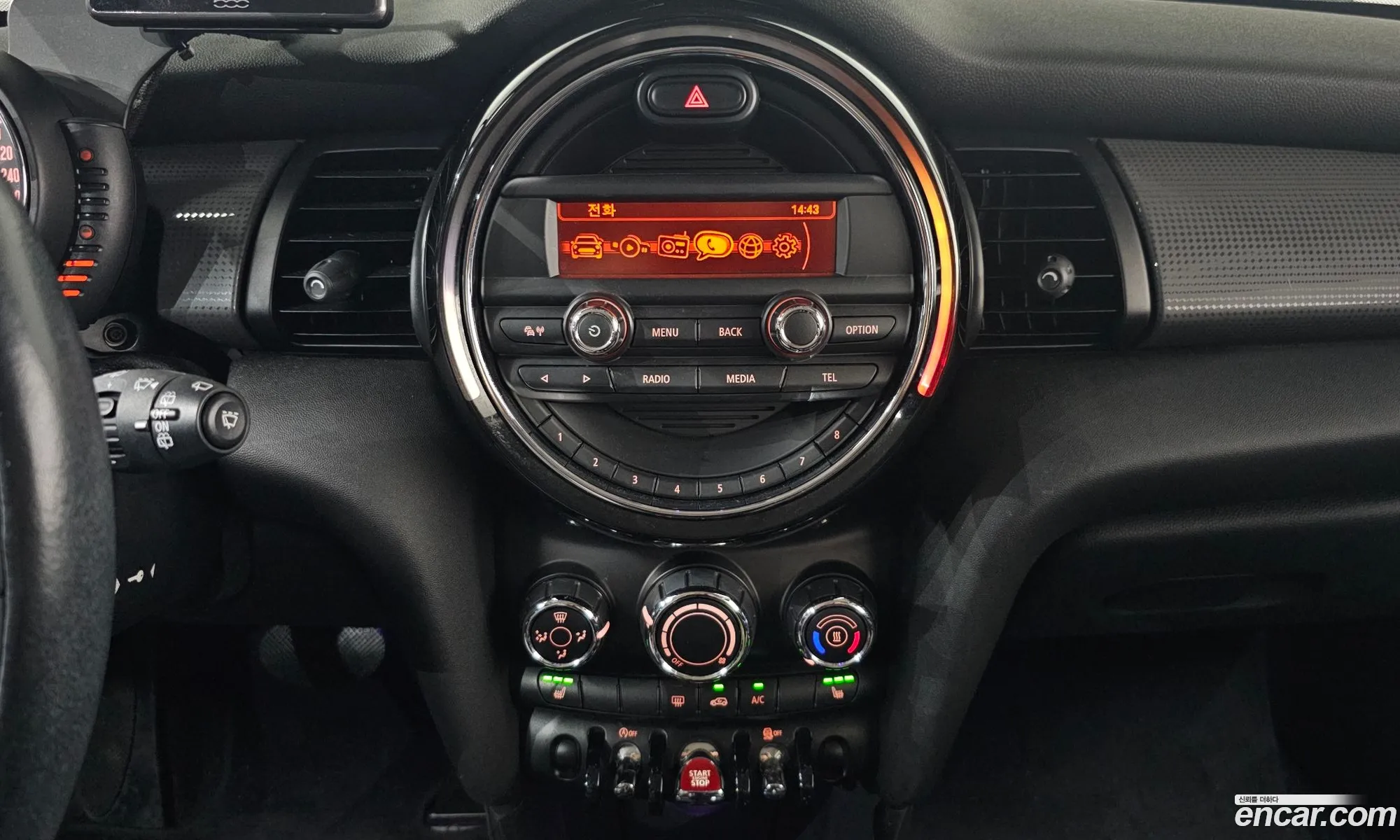 Mini Cooper 2016 WMWXP5104G2A92721 — 9