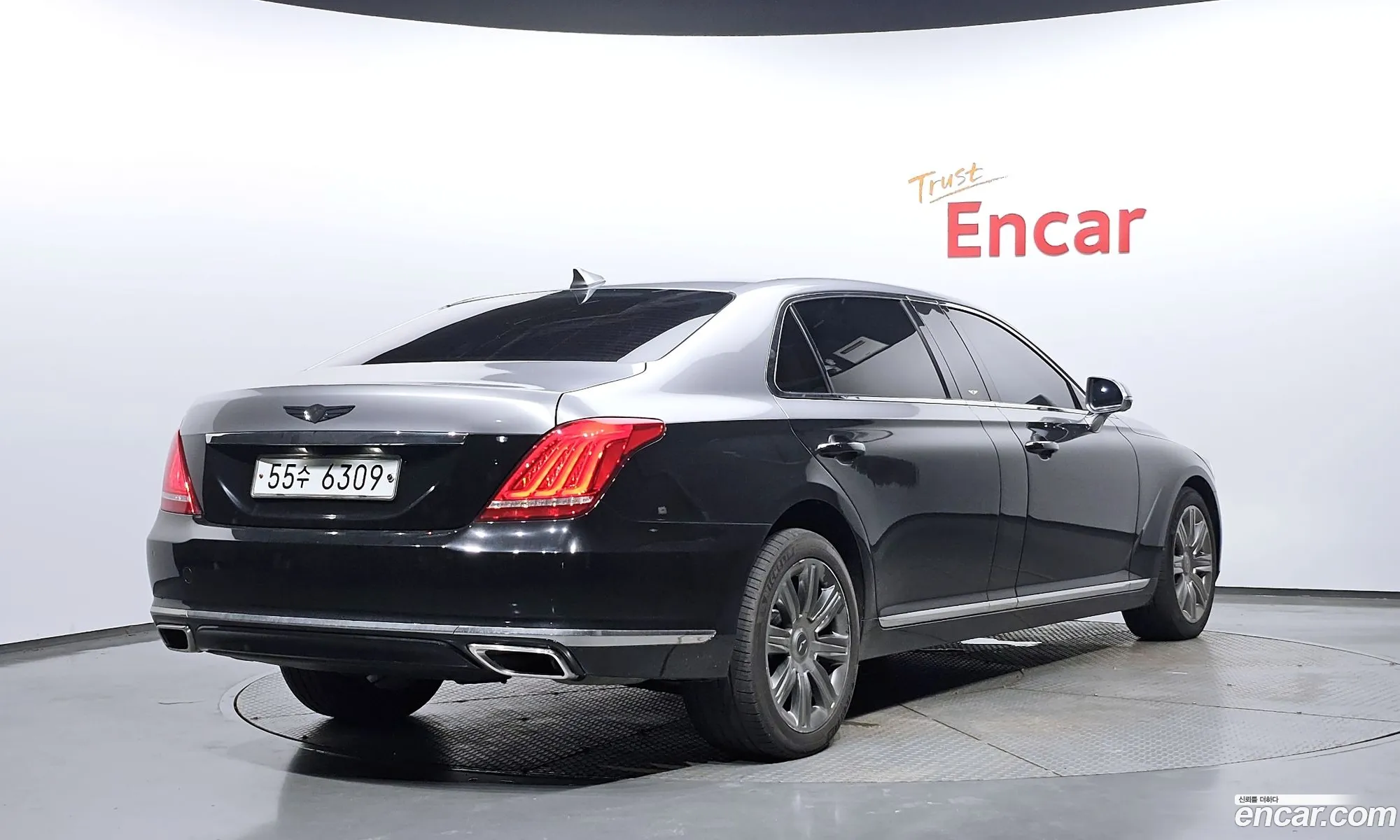 Genesis EQ900 2016 — 6