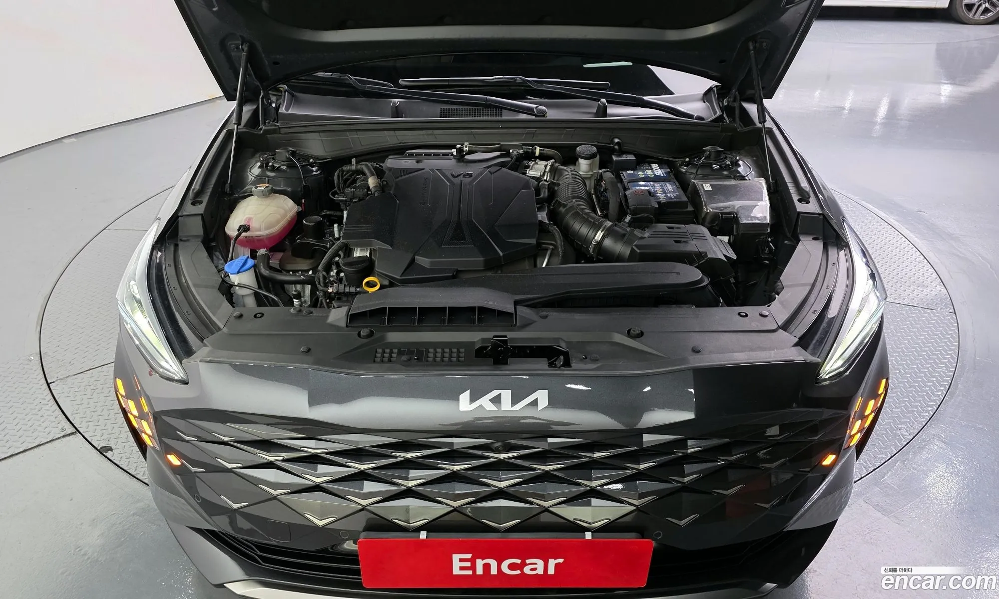 Kia K8 2021 — 8