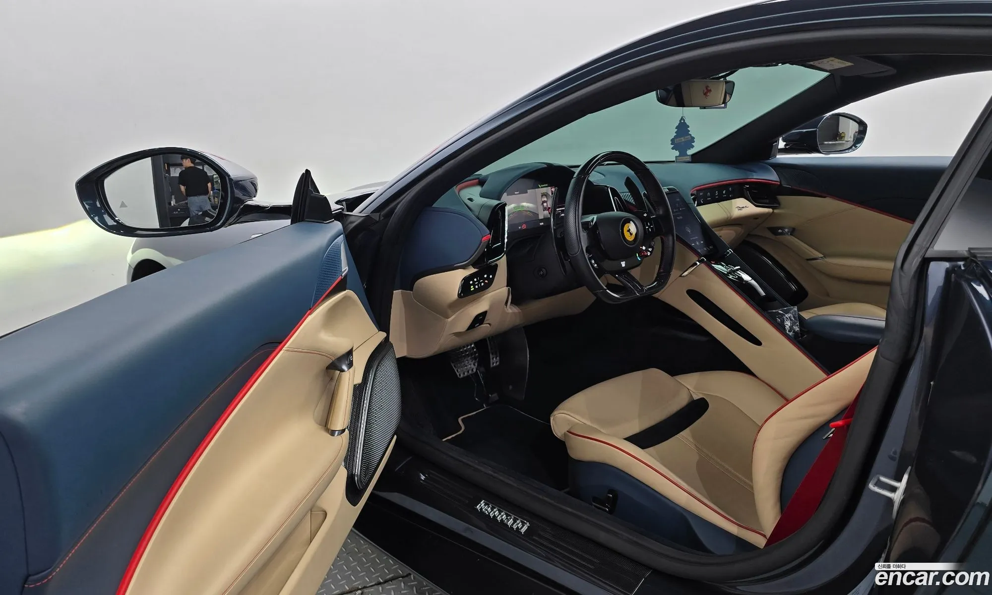 Ferrari Roma 2021 12345677809765544 — 18