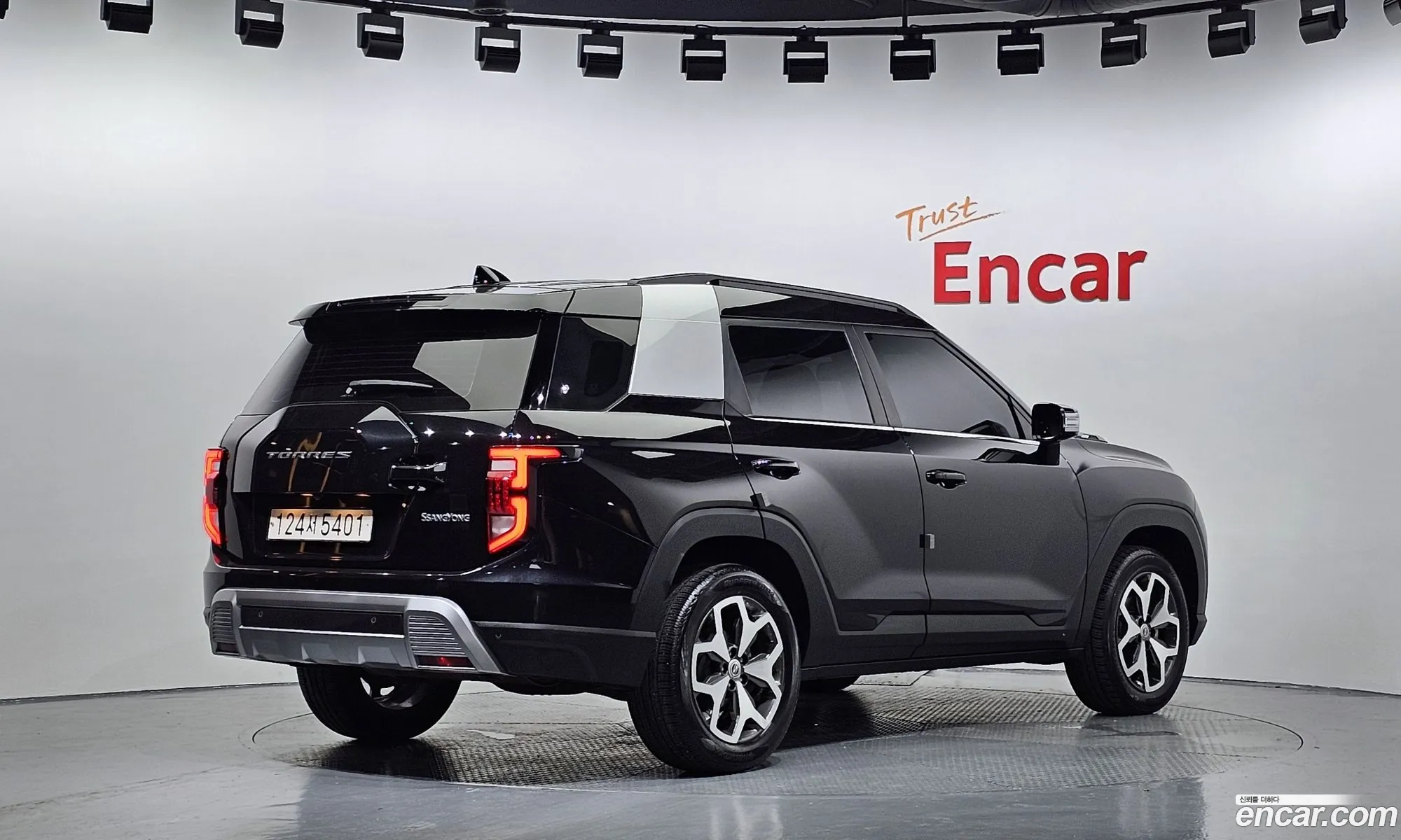 KG Mobility (SsangYong) Torres 2023 — 12