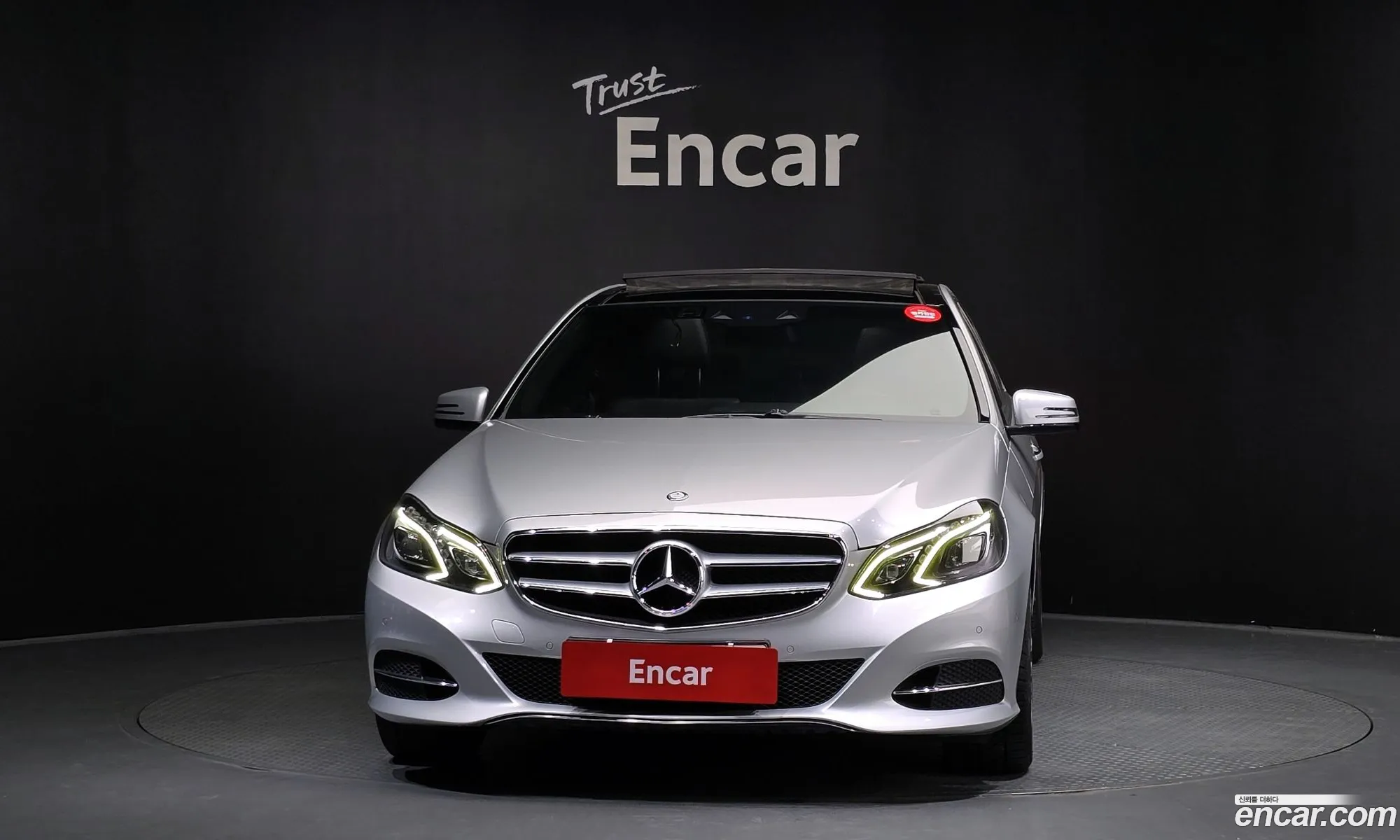 Mercedes-Benz E-Class W212 2013 WDDHF5FB7EA818579 — 16