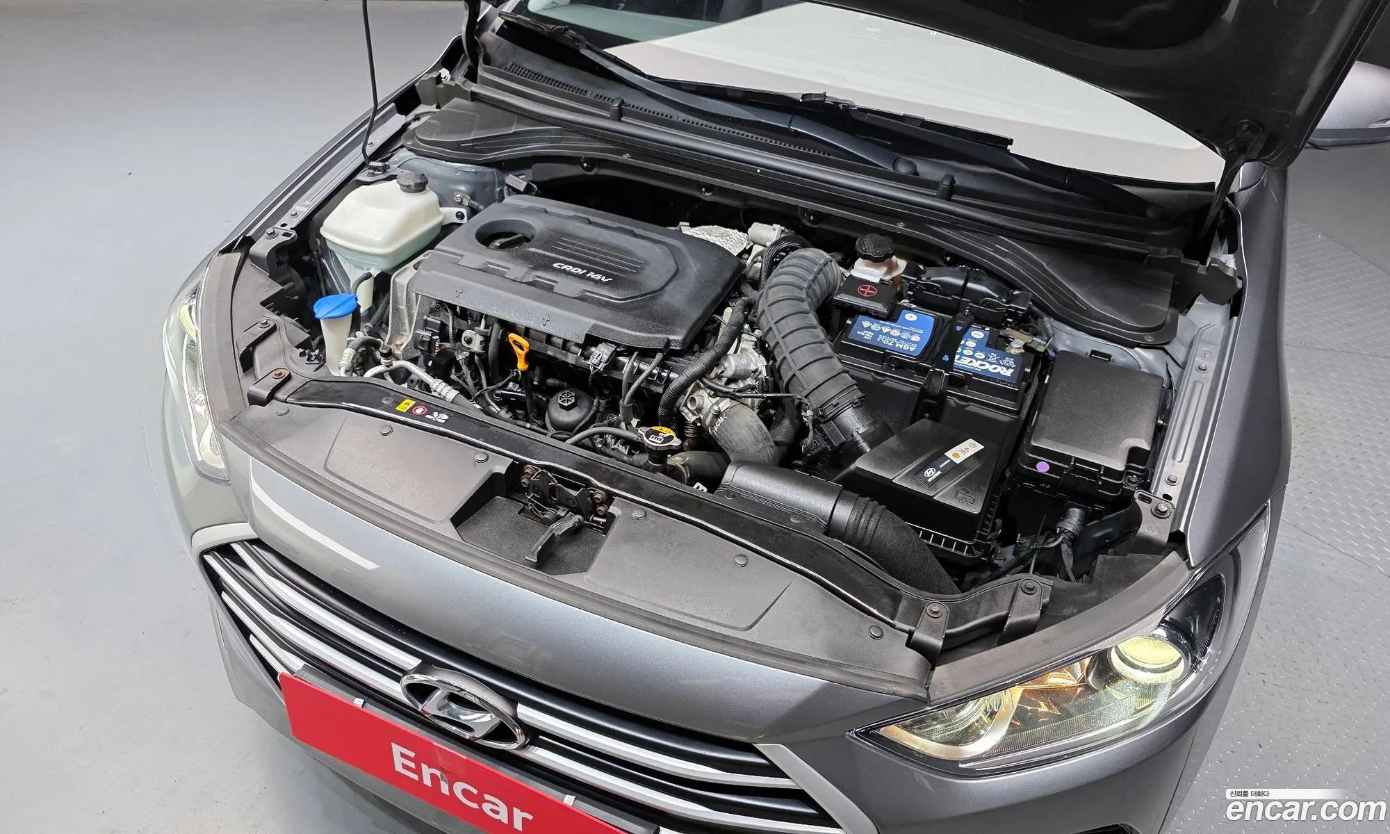 Hyundai Elantra AD 2016 — 16