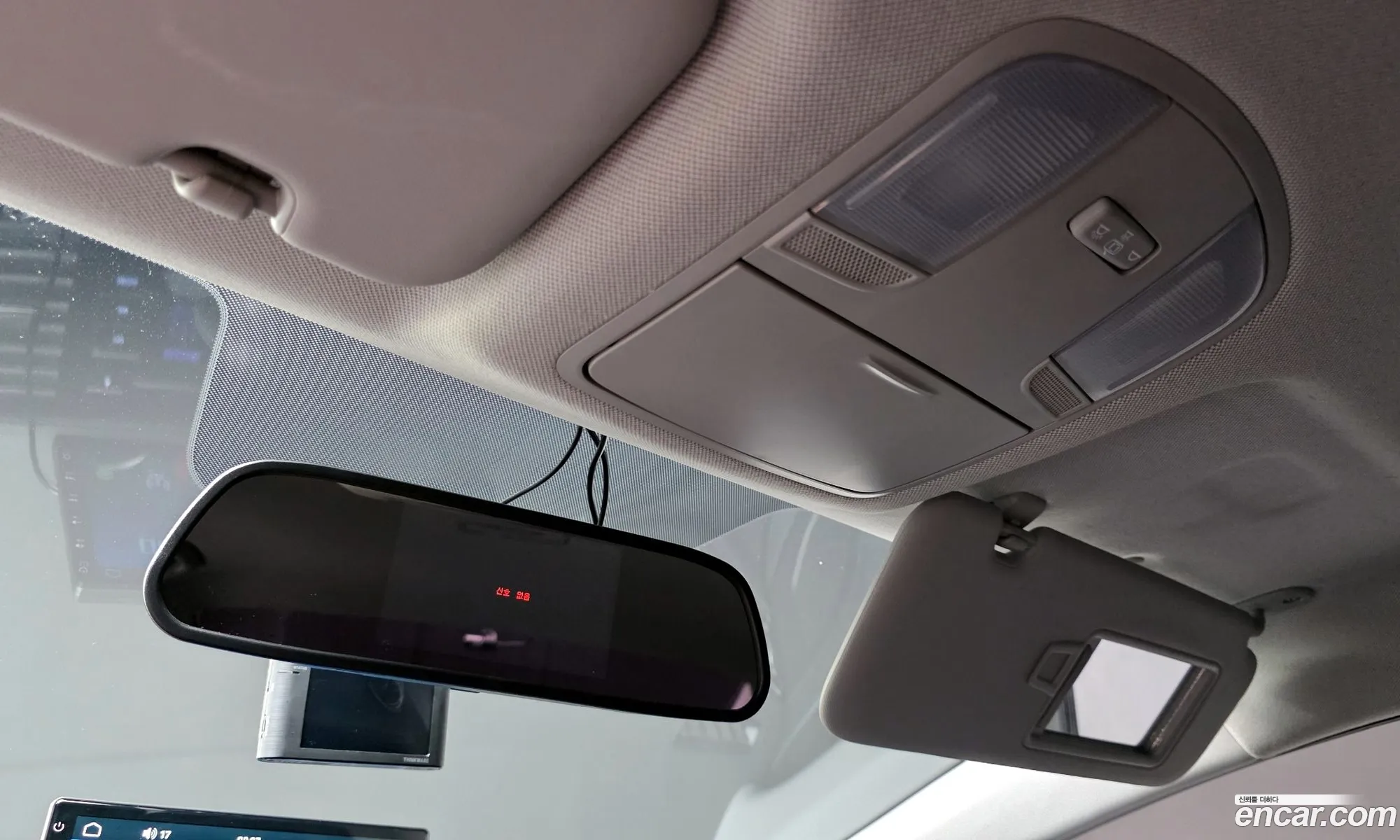 Hyundai Elantra AD 2016 — 19