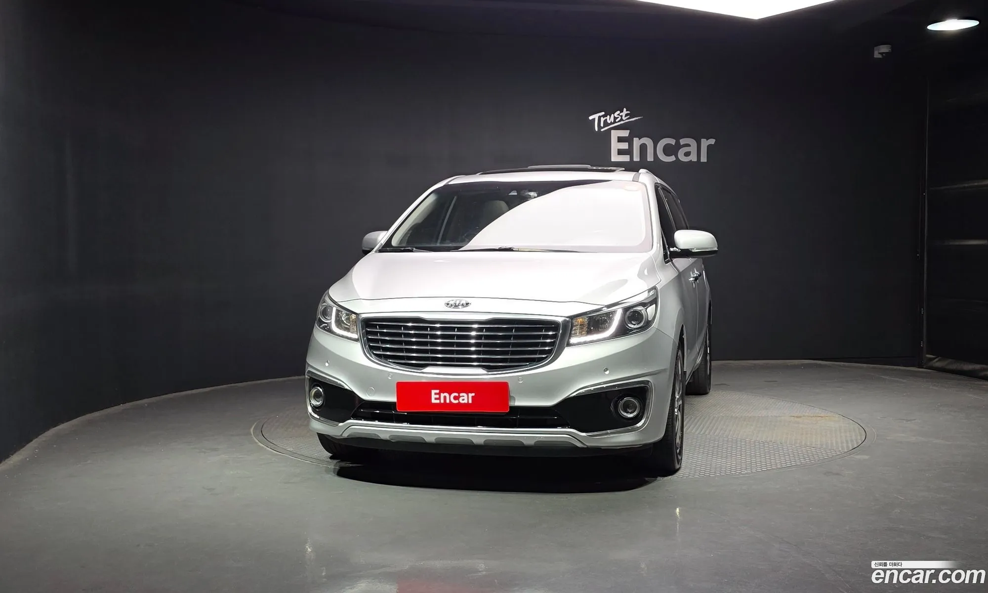 Kia Carnival 2014 — 3