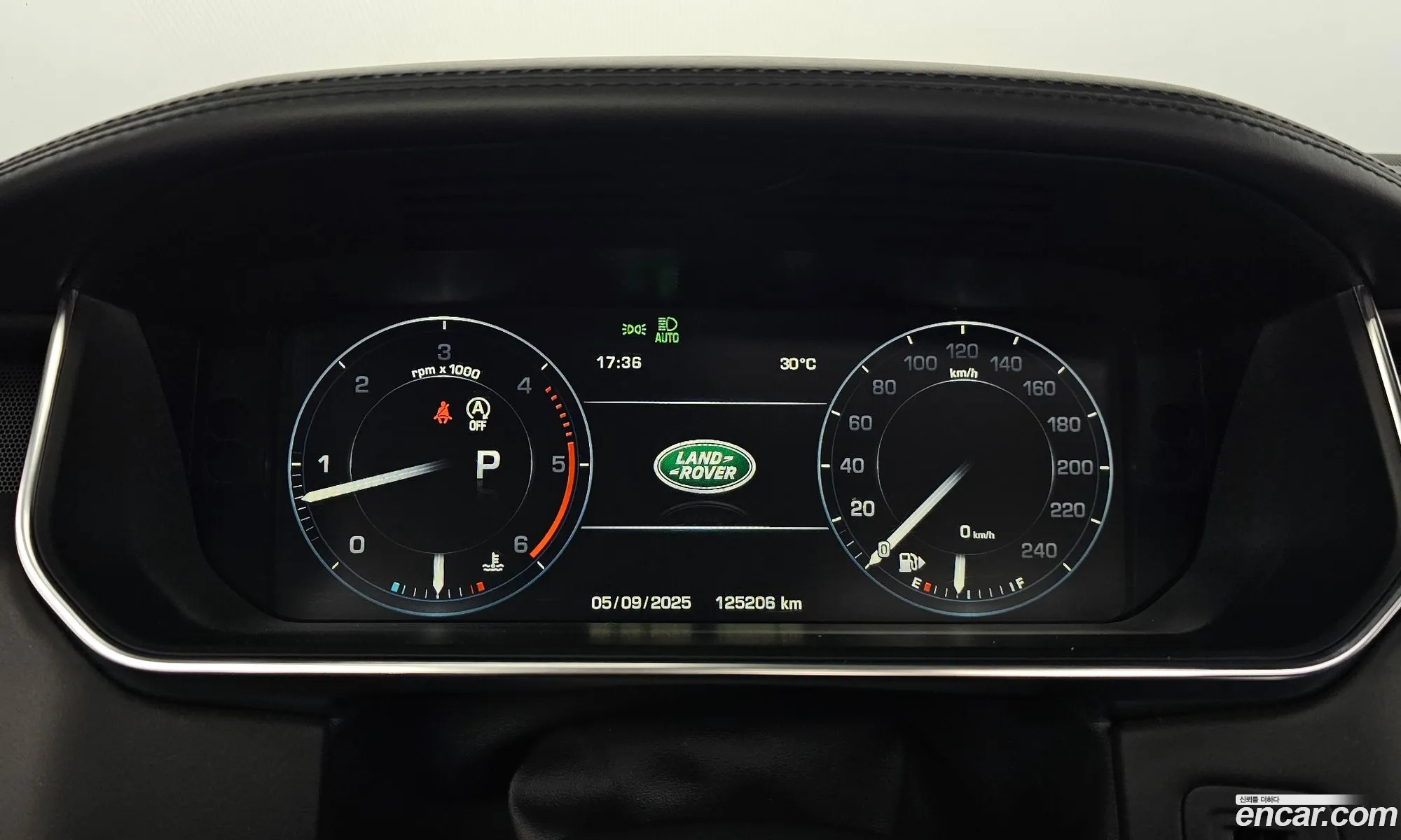 Land Rover Range Rover 2016 SALGA2JF3GA245284 — 5