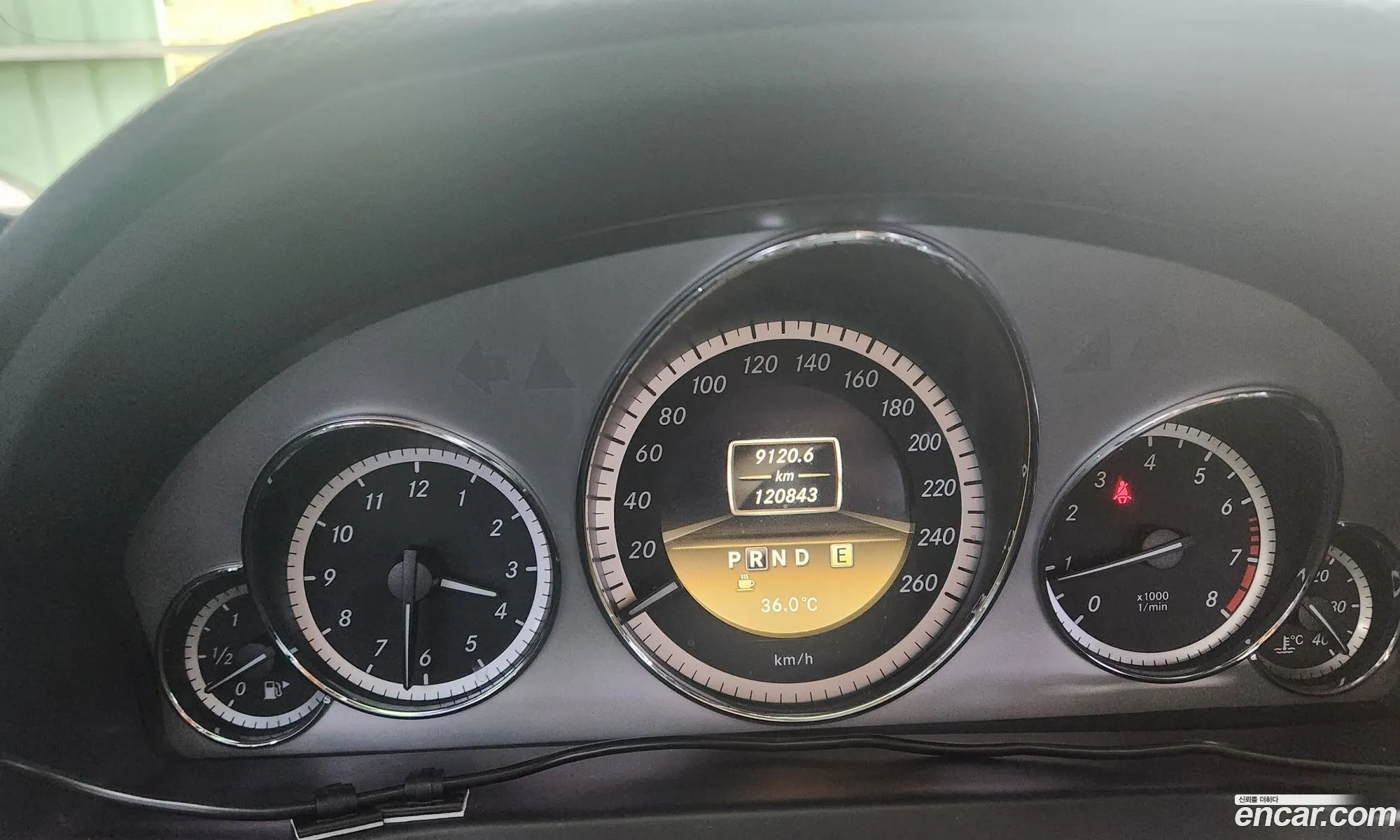Mercedes-Benz E-Class W212 2012 — 10