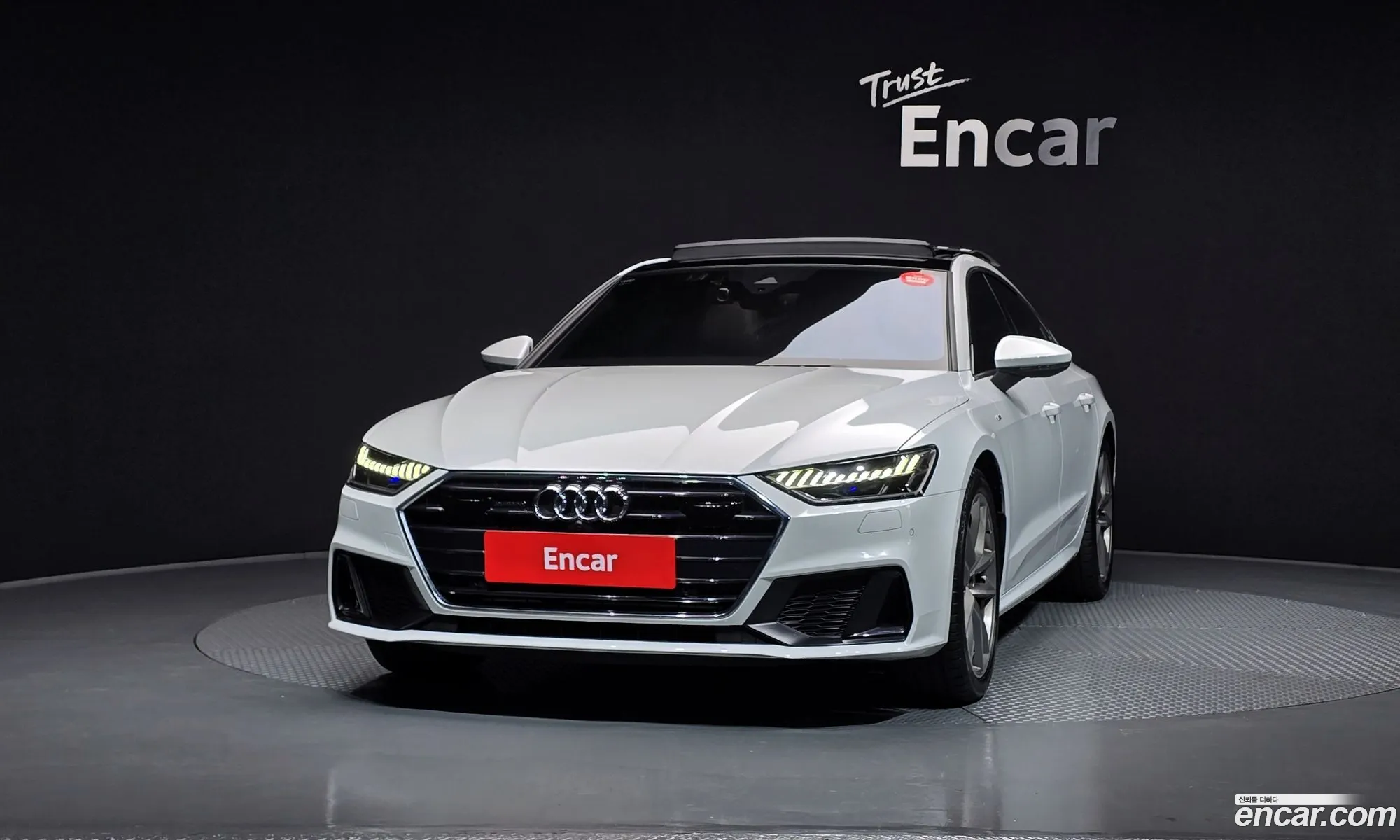 Audi A7 2020 WAUZZZF24LN065061 — 2