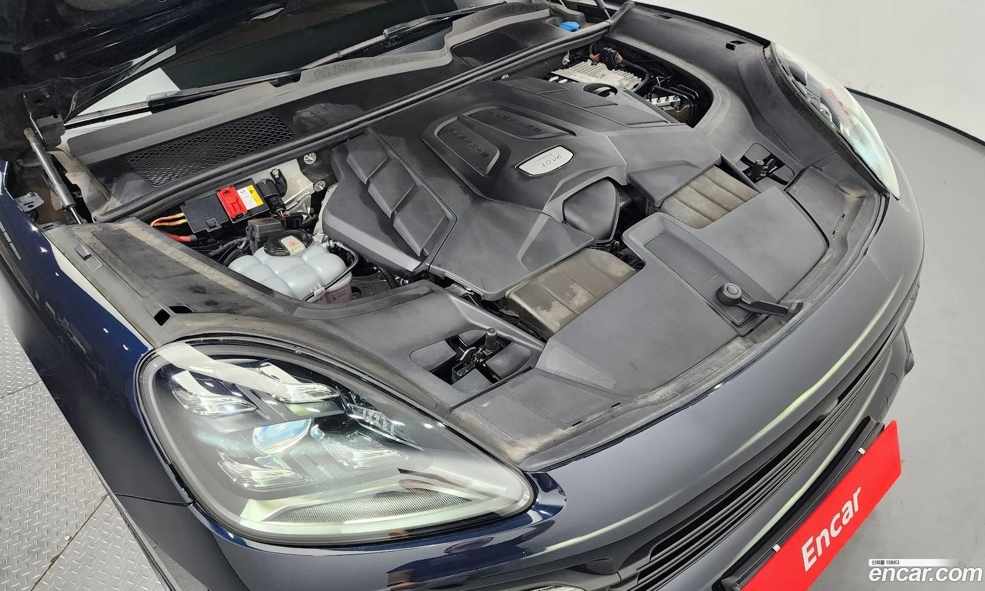 Porsche Cayenne 2019 WP1AA29Y5KDA24472 — 13