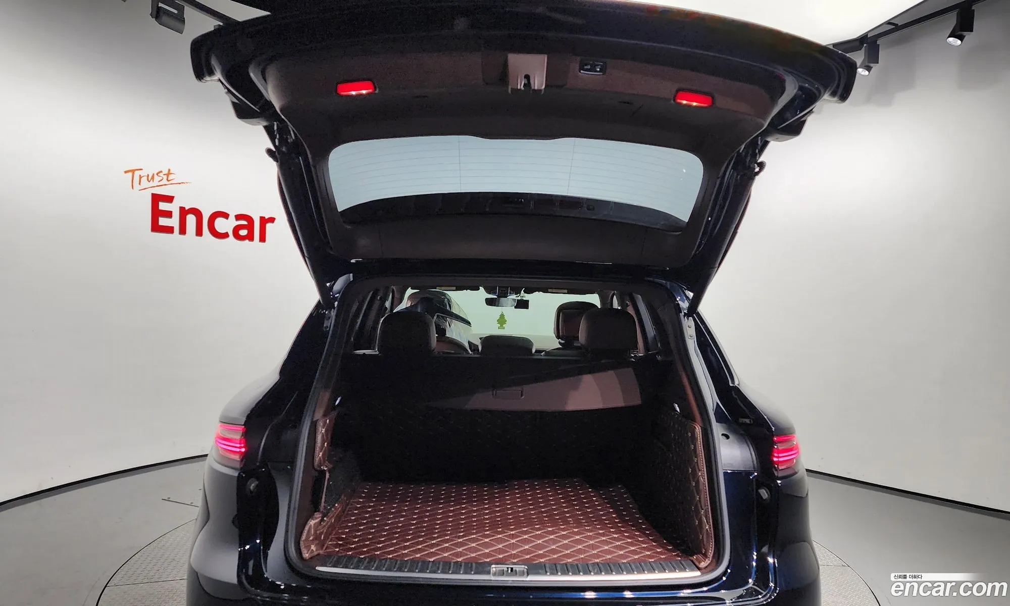 Porsche Cayenne 2019 WP1AA29Y5KDA24472 — 2