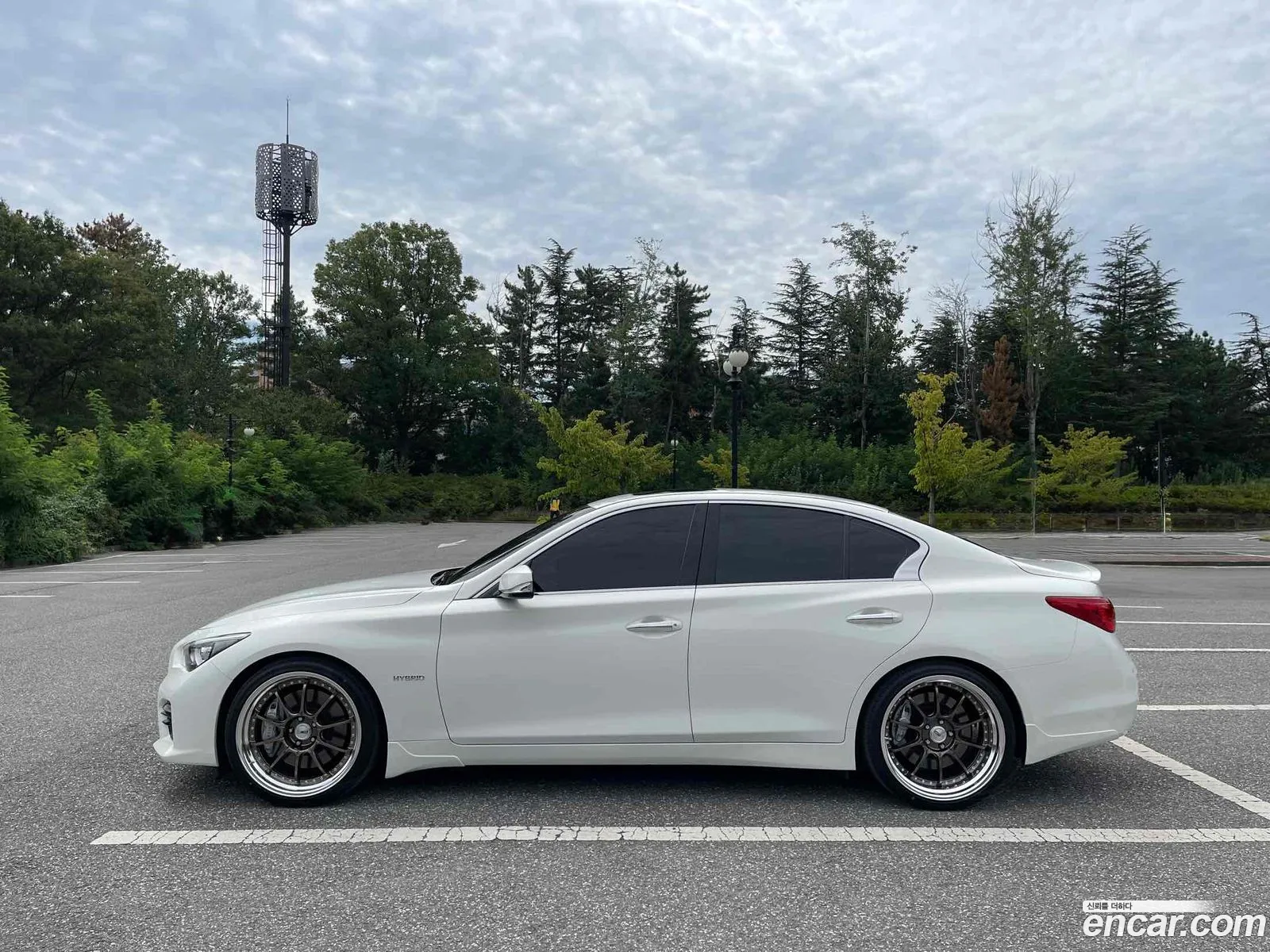 Infiniti Q50 2015 — 12