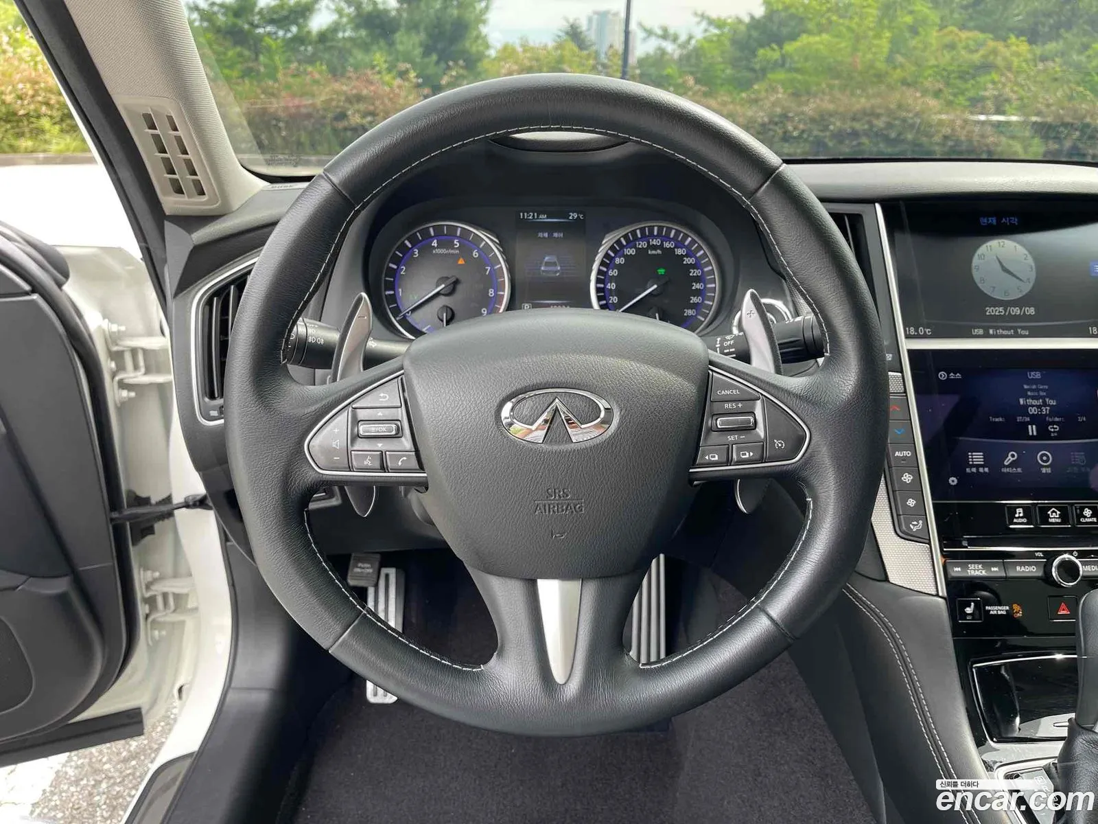 Infiniti Q50 2015 — 13