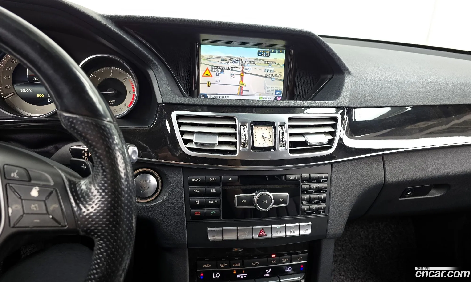 Mercedes-Benz E-Class W212 2014 WDDHF0CB1EA965004 — 20