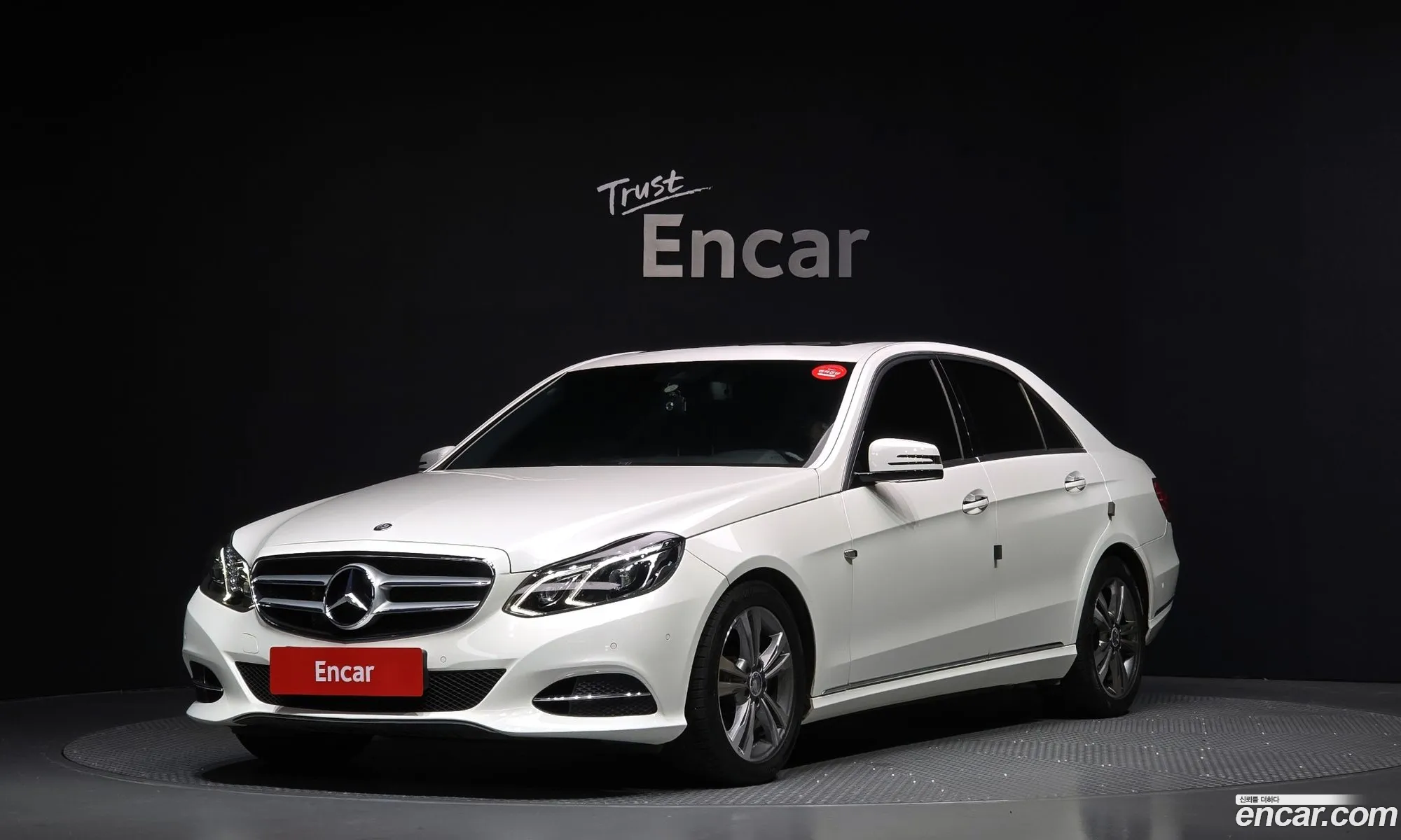 Mercedes-Benz E-Class W212 2014 WDDHF0CB1EA965004 — 13