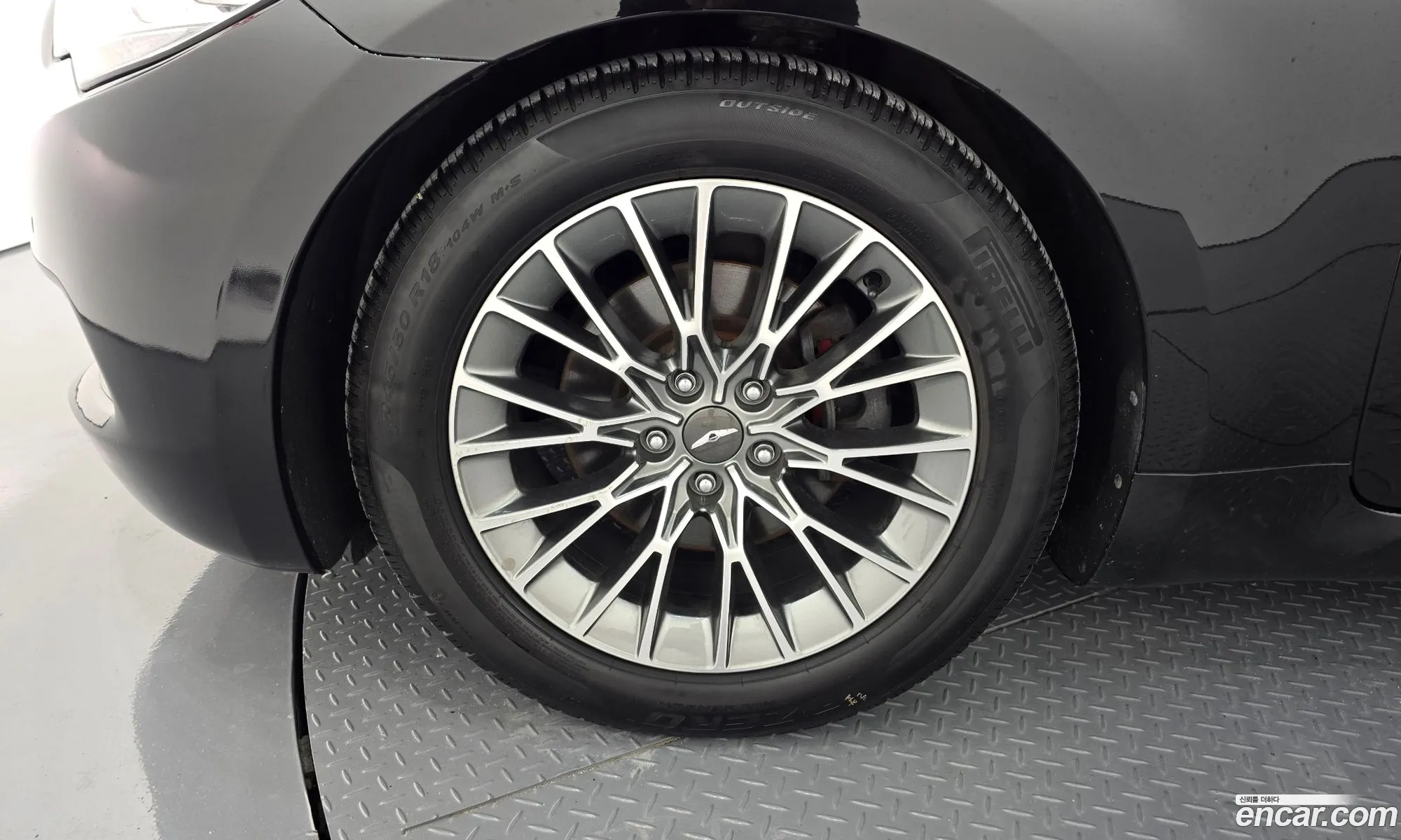 Kia K9 2014 — 17