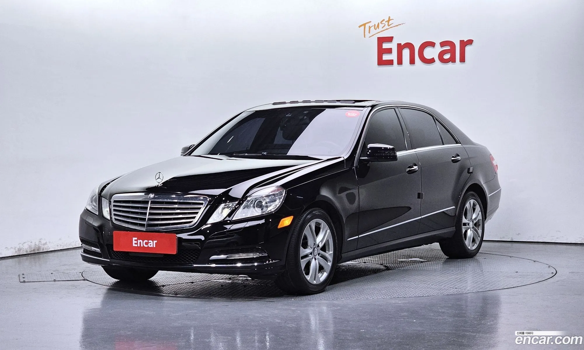 Mercedes-Benz E-Class W212 2011 WDDHF8HB2BA275488 — 19