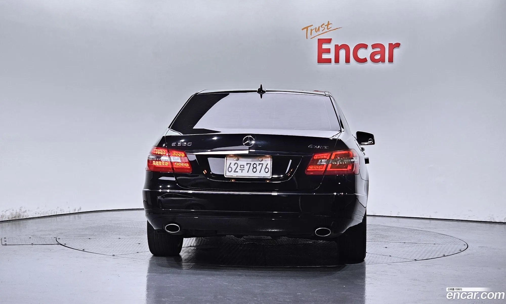 Mercedes-Benz E-Class W212 2011 WDDHF8HB2BA275488 — 11