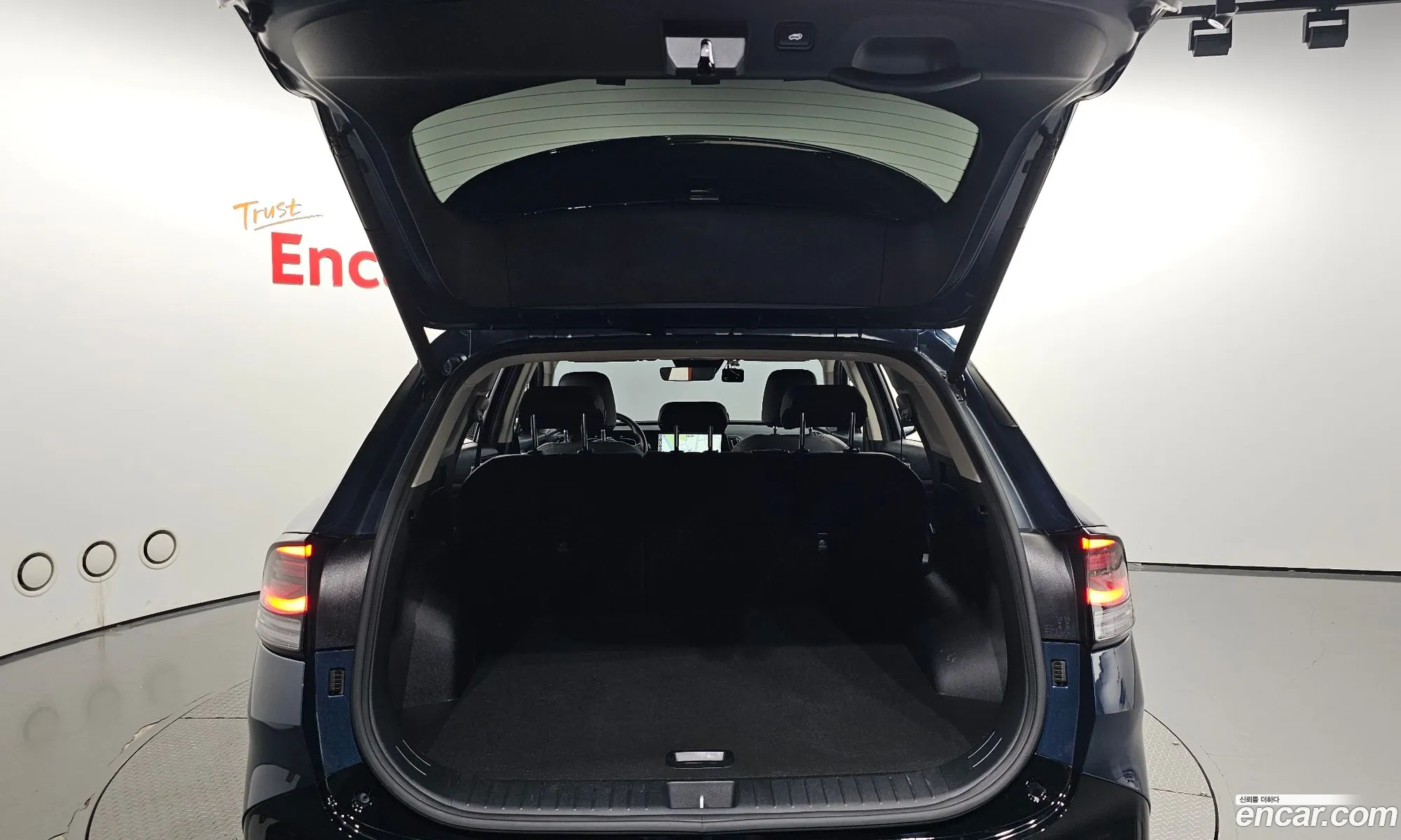 Kia Sportage Hybrid 2024 — 12