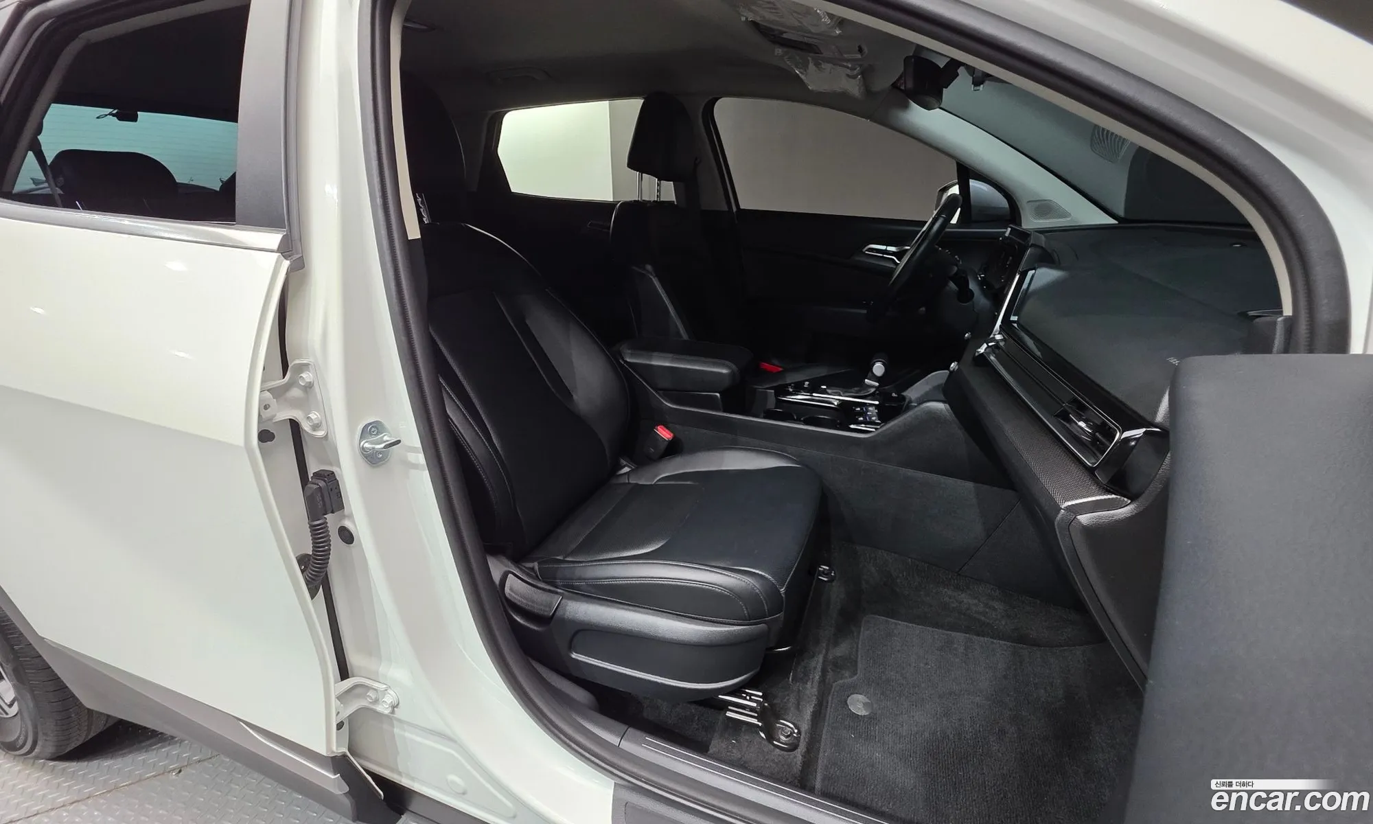 Kia Sportage 2023 — 2
