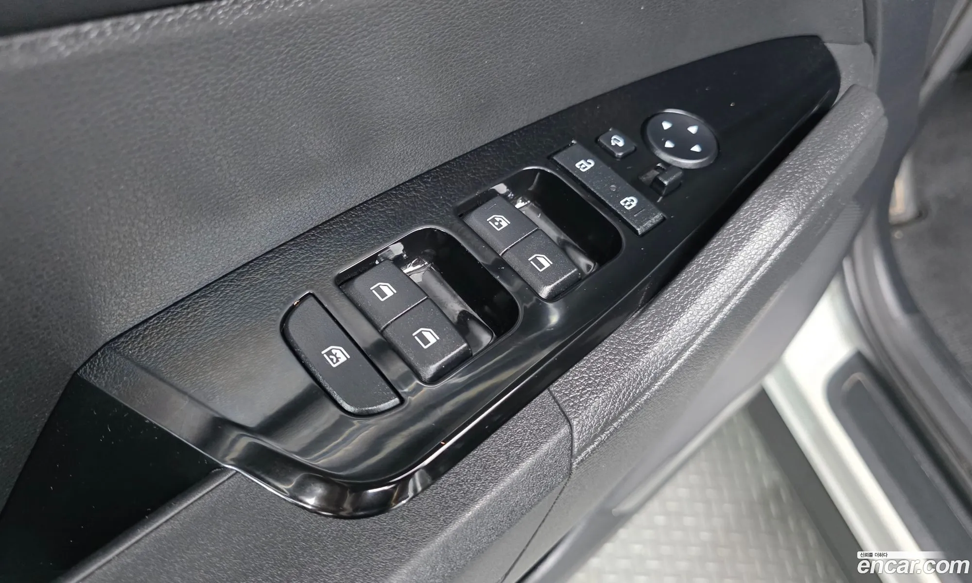 Kia Sportage 2023 — 20