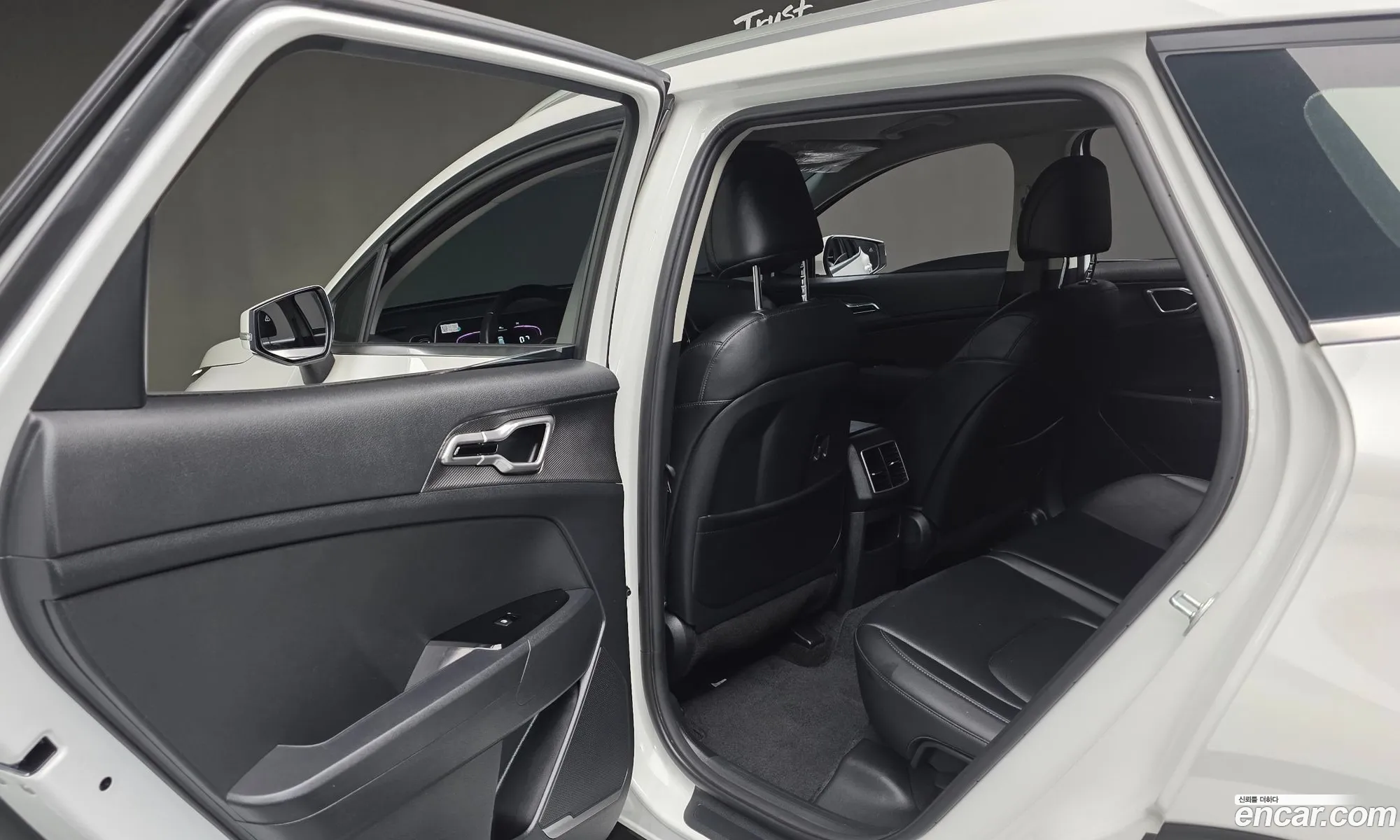 Kia Sportage 2023 — 3
