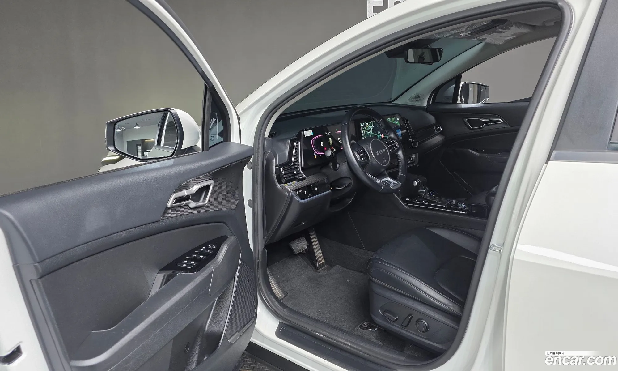 Kia Sportage 2023 — 17