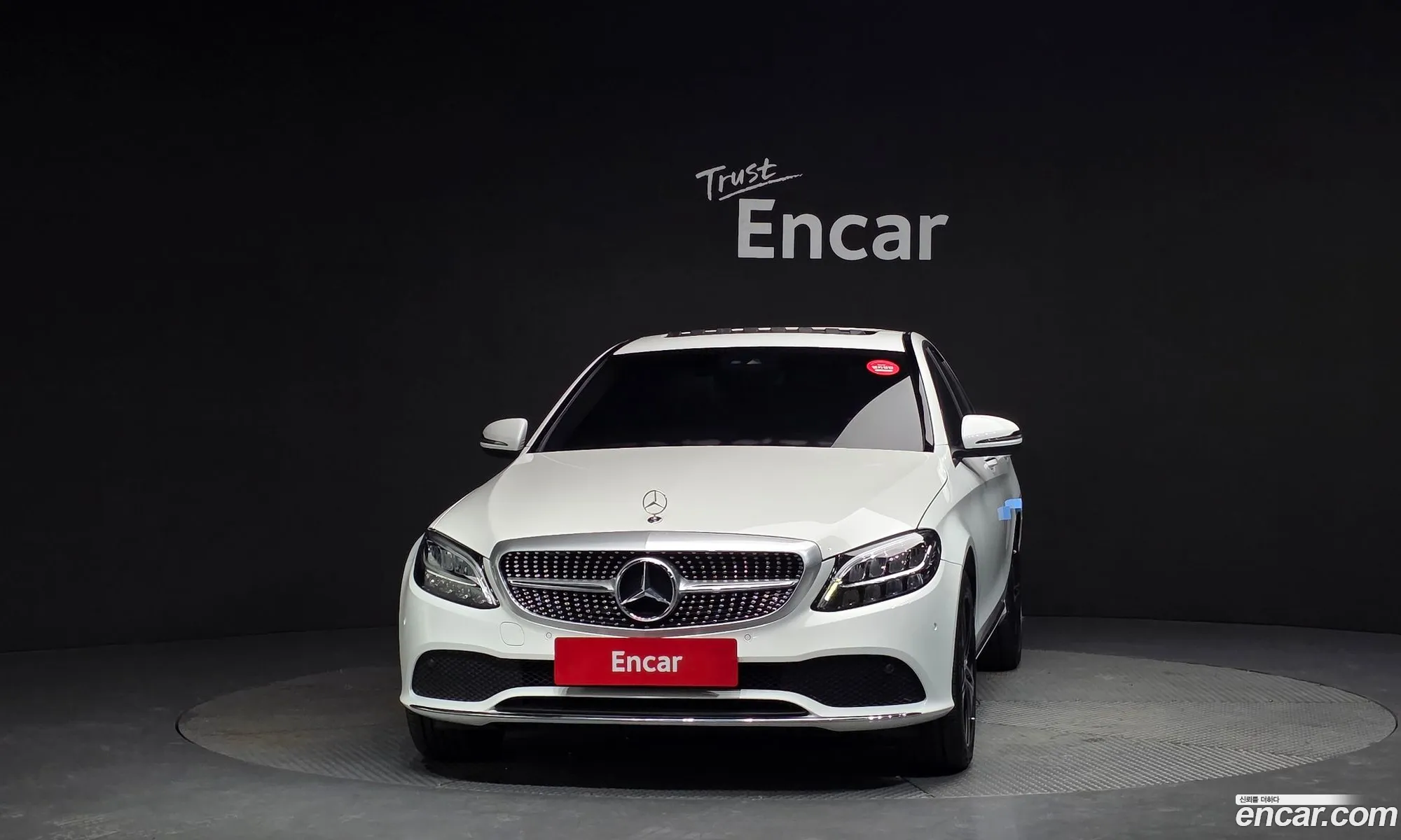 Mercedes-Benz C-Class W205 2019 — 18