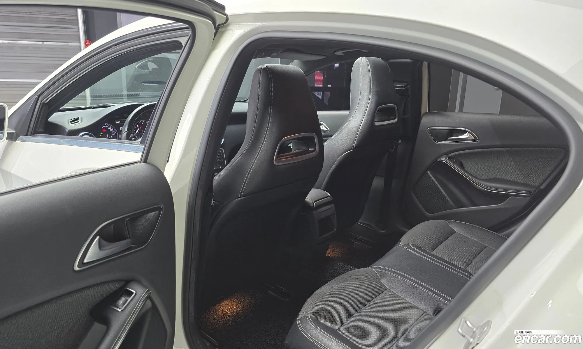 Mercedes-Benz A-Class W176 2015 WDDBF1CB2FJ331018 — 6