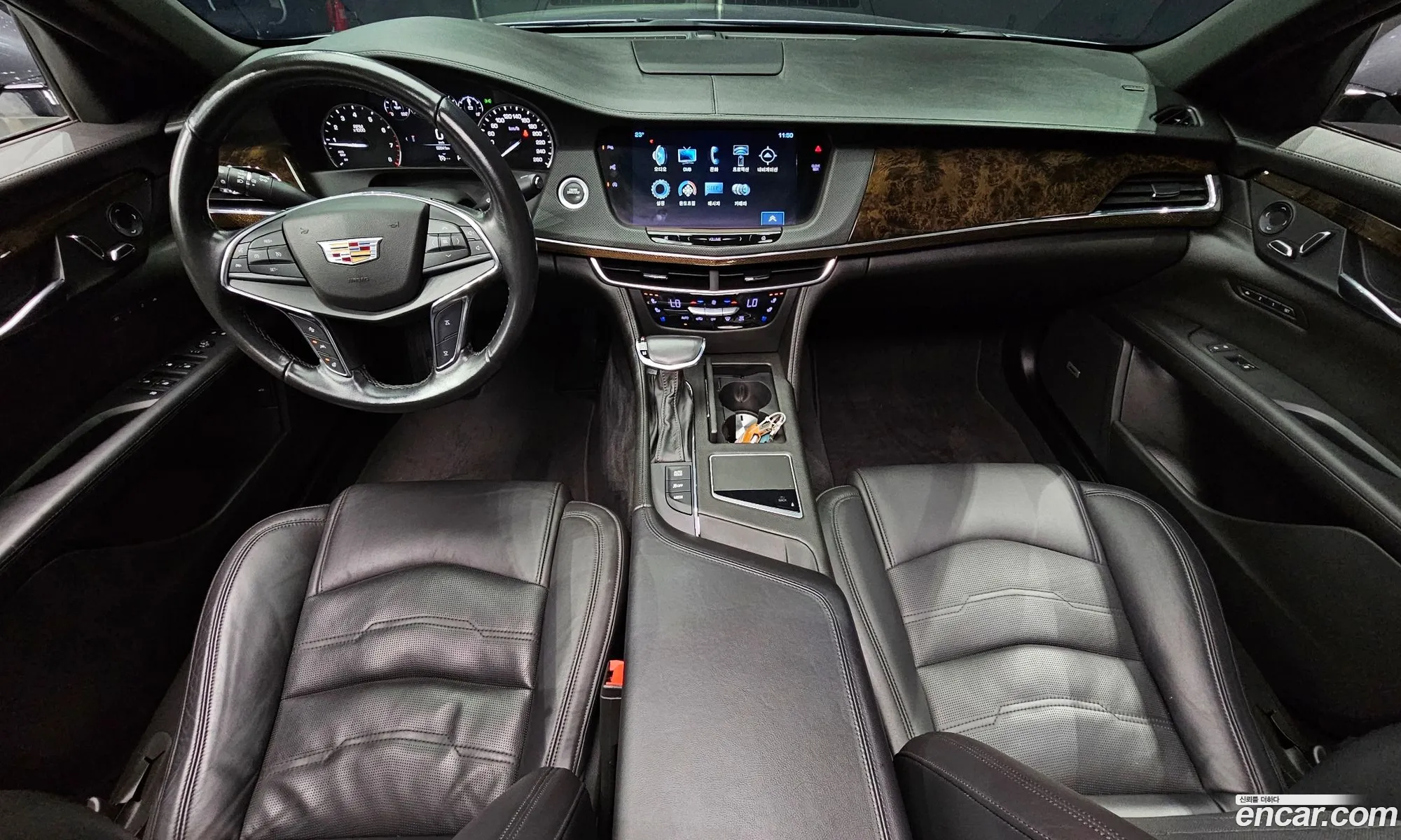 Cadillac CT6 2018 — 17