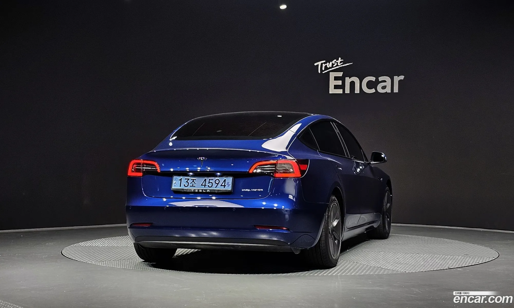 Tesla Model 3 2022 — 14