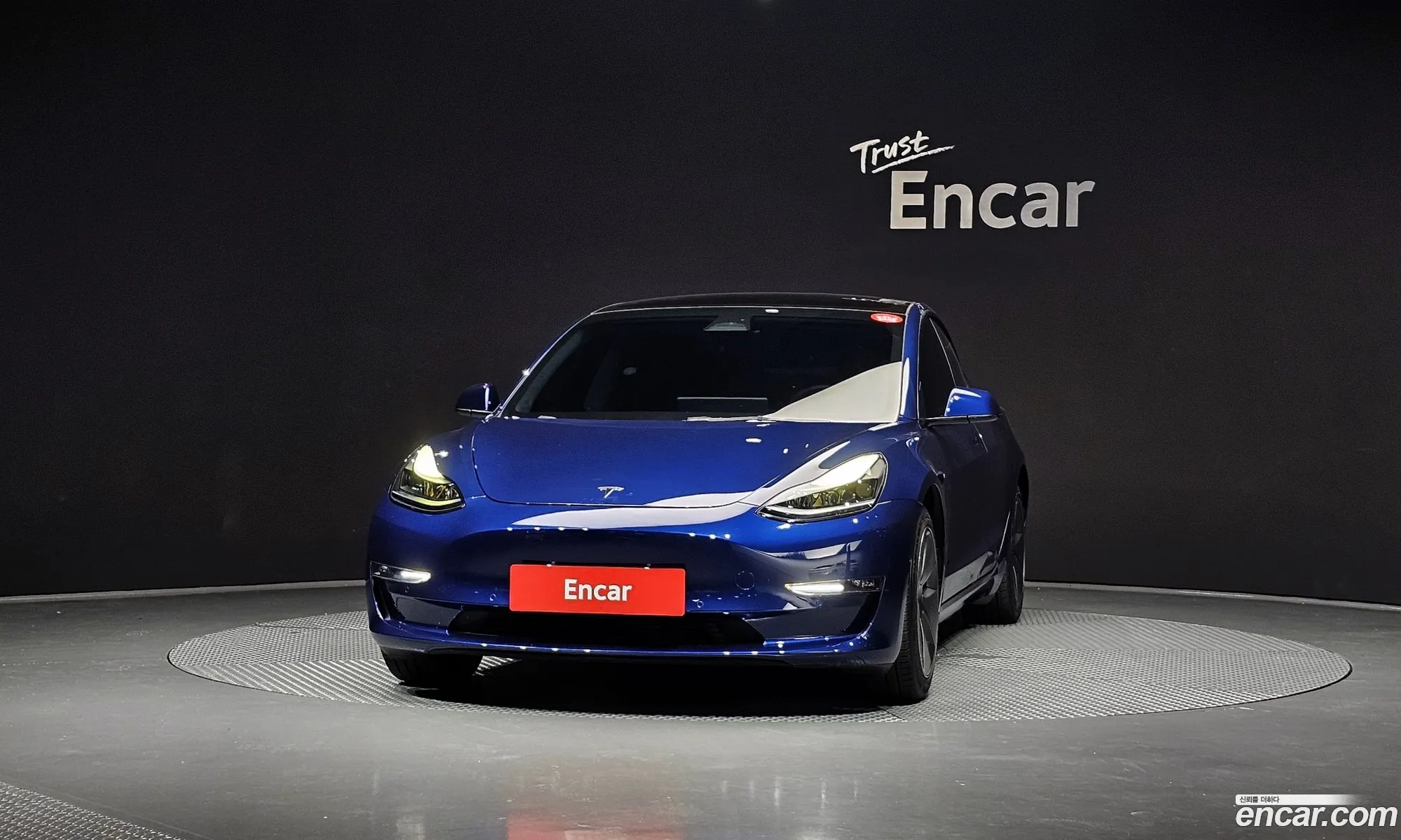 Tesla Model 3 2022 — 18