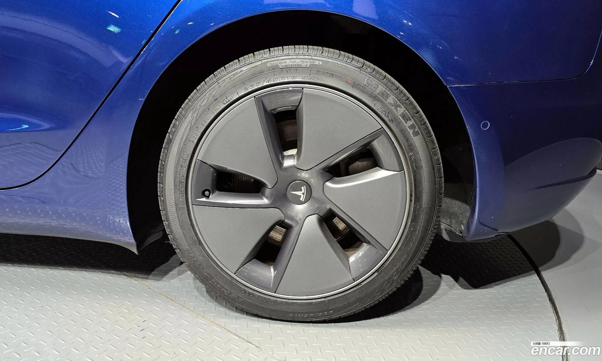 Tesla Model 3 2022 — 8