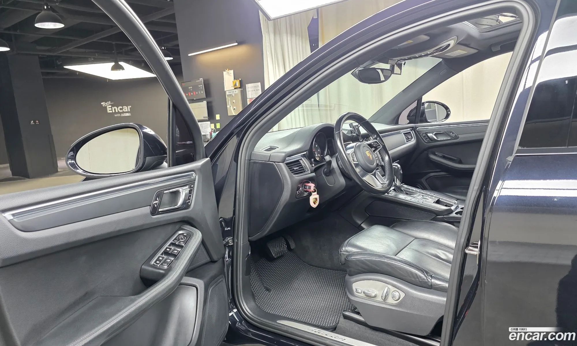 Porsche Macan 2014 WP1AA2958FLB03510 — 10