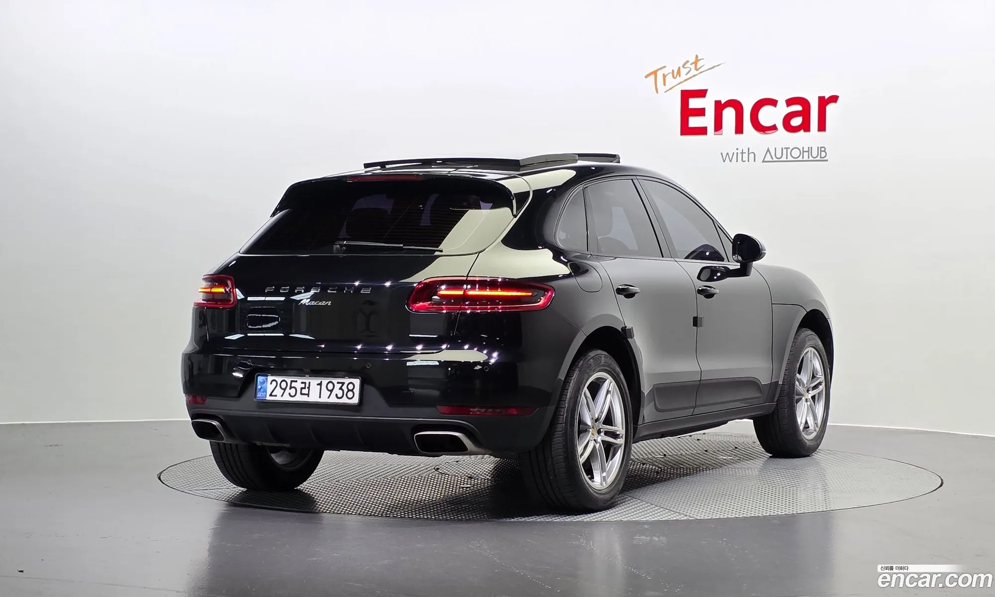 Porsche Macan 2014 WP1AA2958FLB03510 — 4