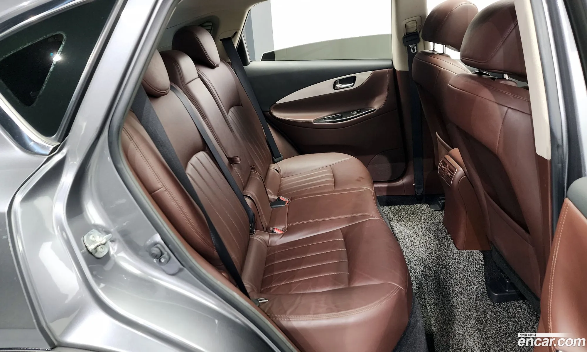 Infiniti QX50 2016 JNKBJ07F0GM500113 — 13