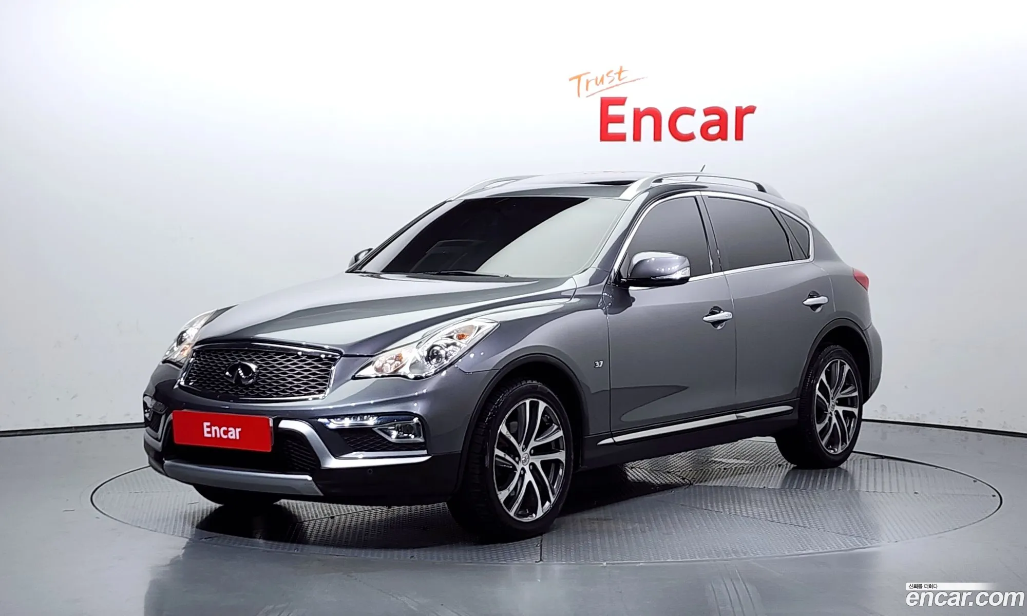 Infiniti QX50 2016 JNKBJ07F0GM500113 — 4