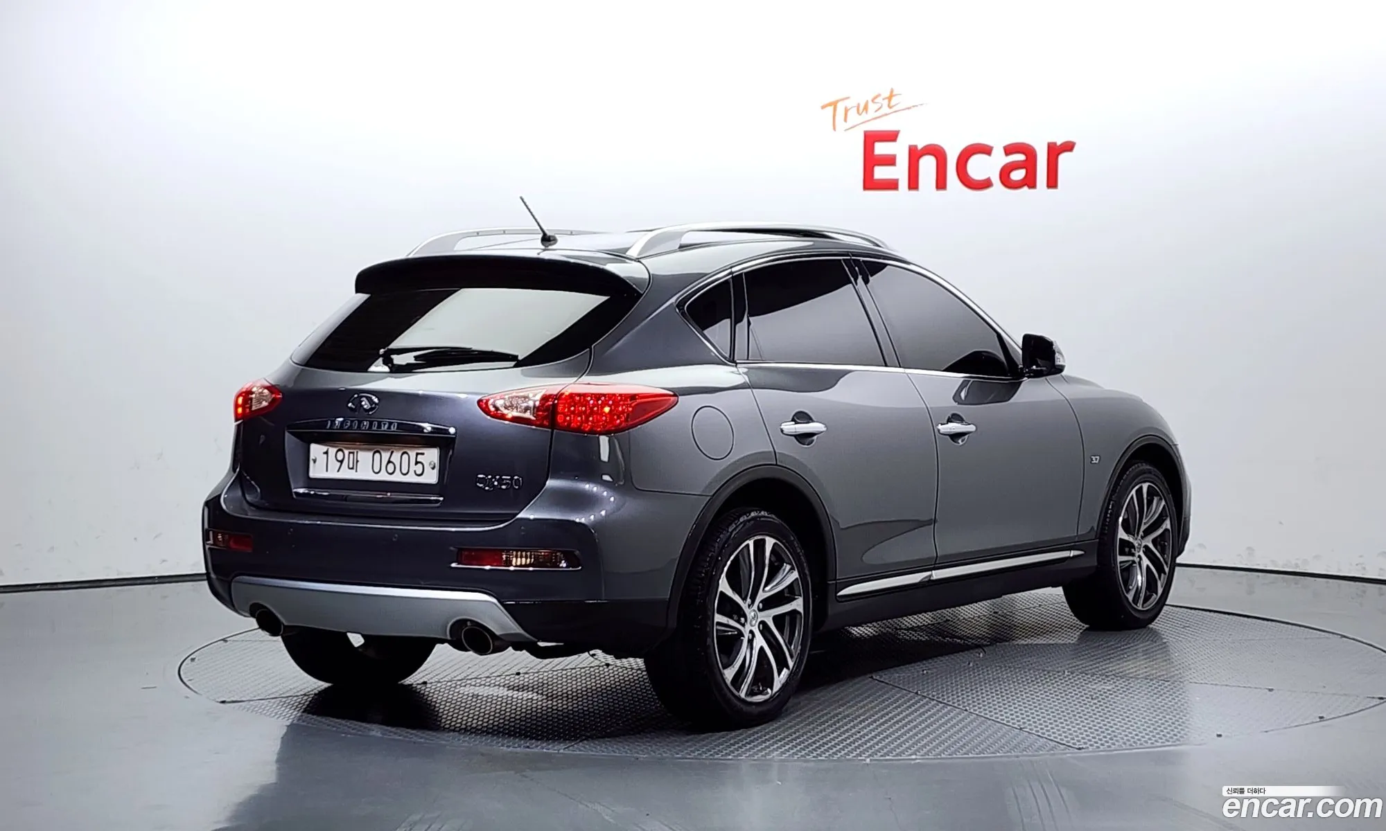 Infiniti QX50 2016 JNKBJ07F0GM500113 — 16