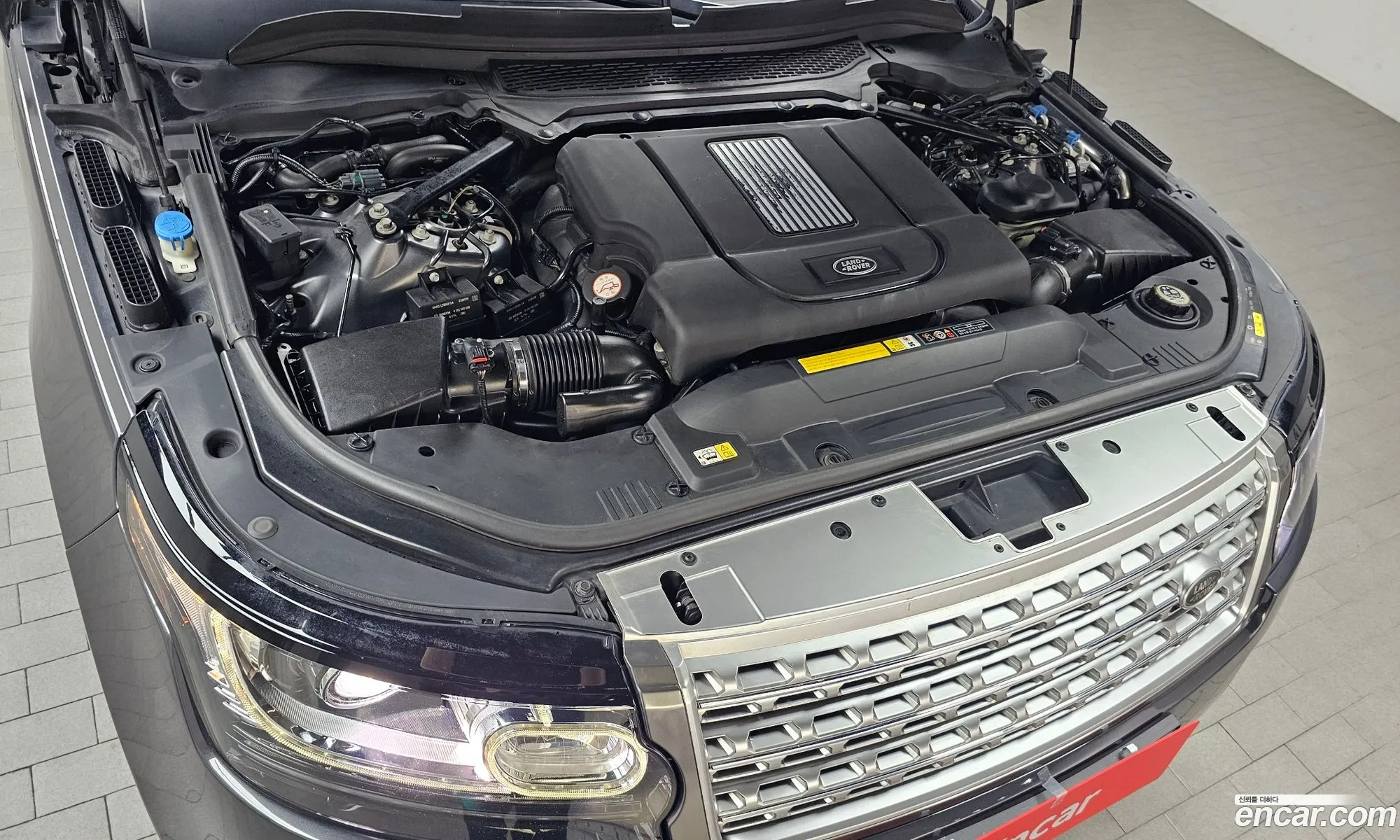 Land Rover Range Rover 2017 SALGA3FJ0HA325257 — 5