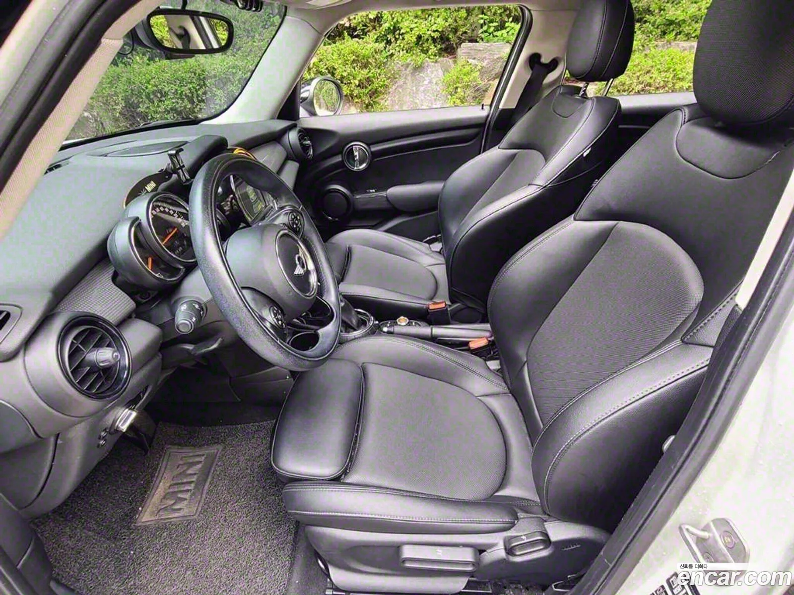 Mini Cooper D 2015 — 14