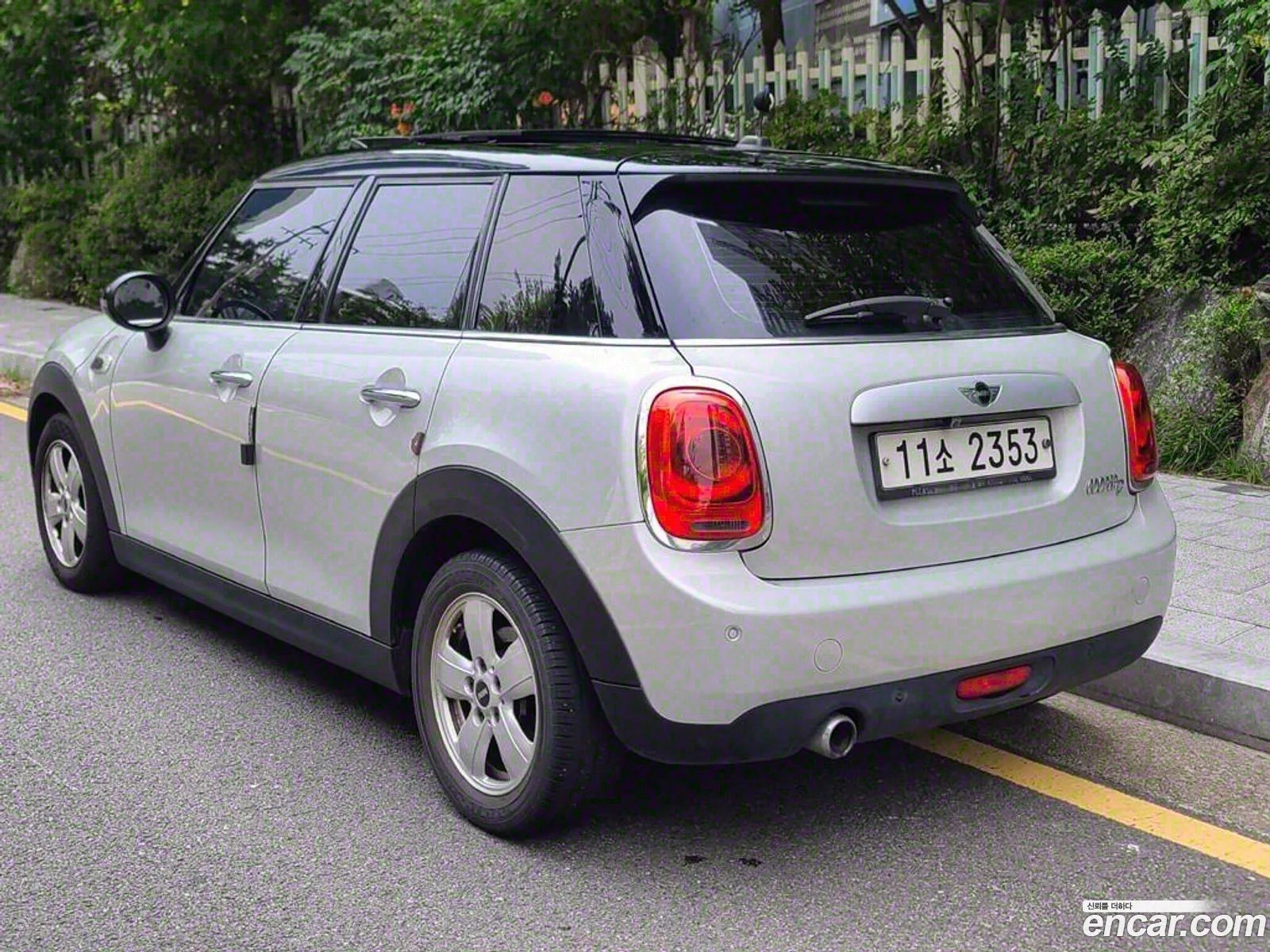 Mini Cooper D 2015 — 2