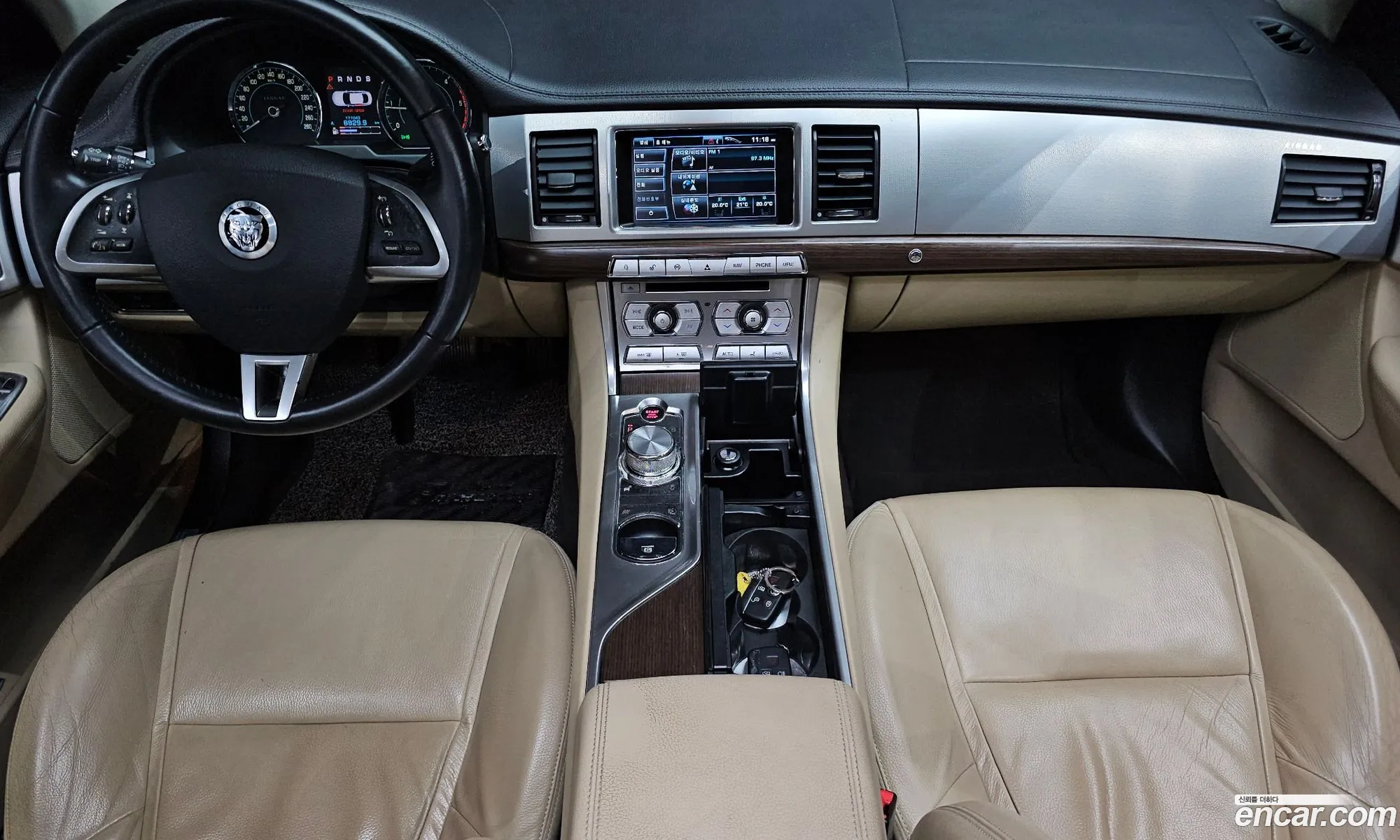 Jaguar XF 2013 SAJAA0548DNS84002 — 14