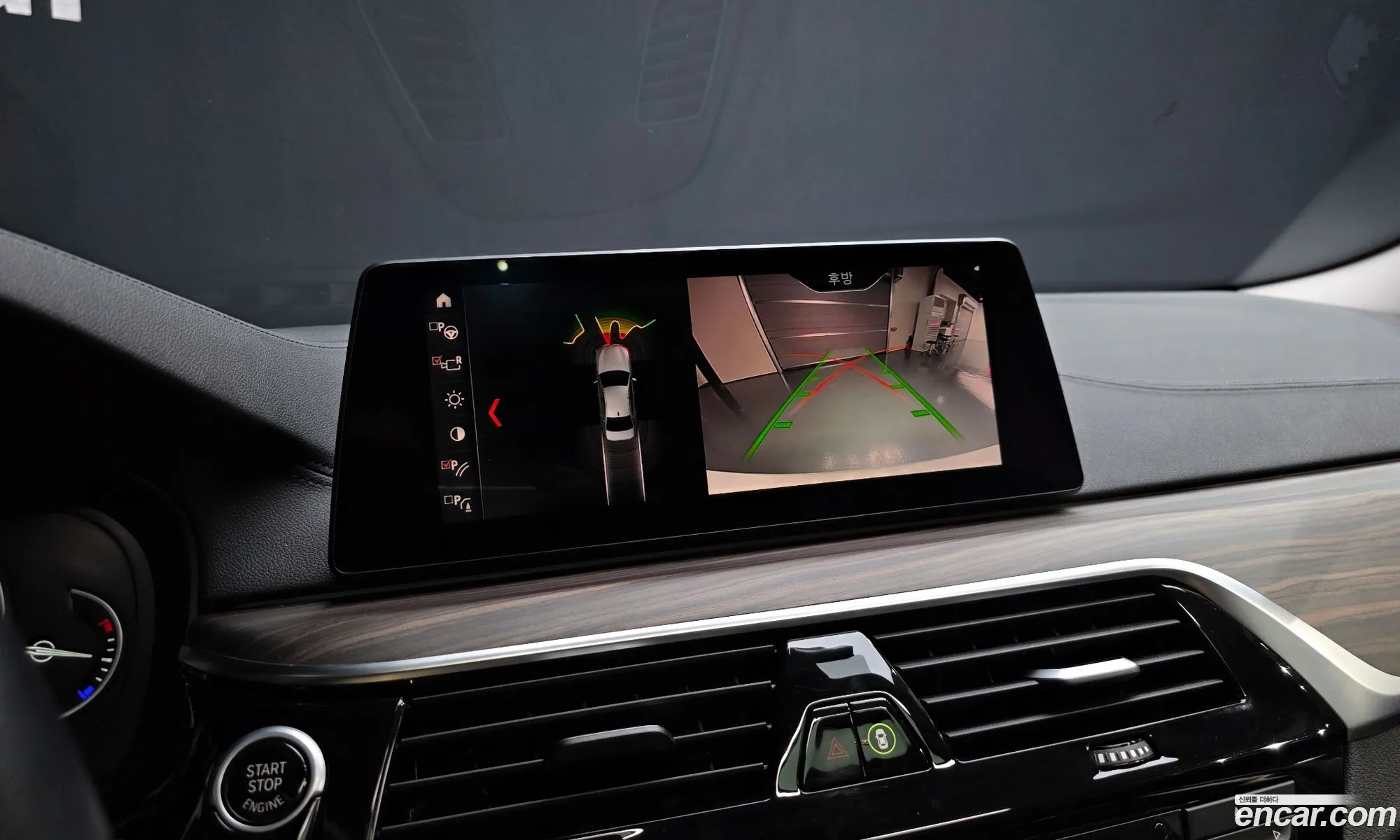 BMW 5 Series 2019 WBAJD3108KB317053 — 12