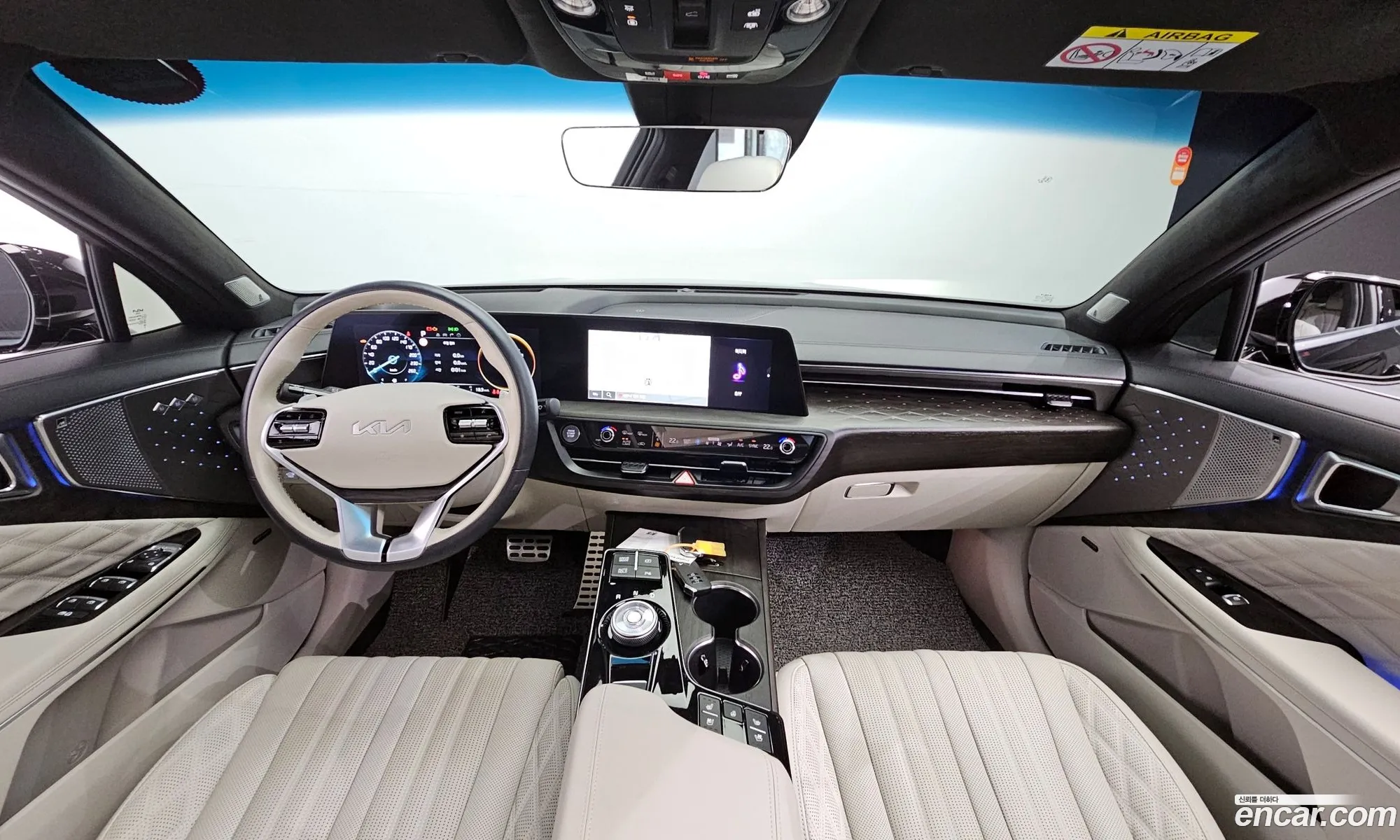 Kia K8 Hybrid 2023 — 15