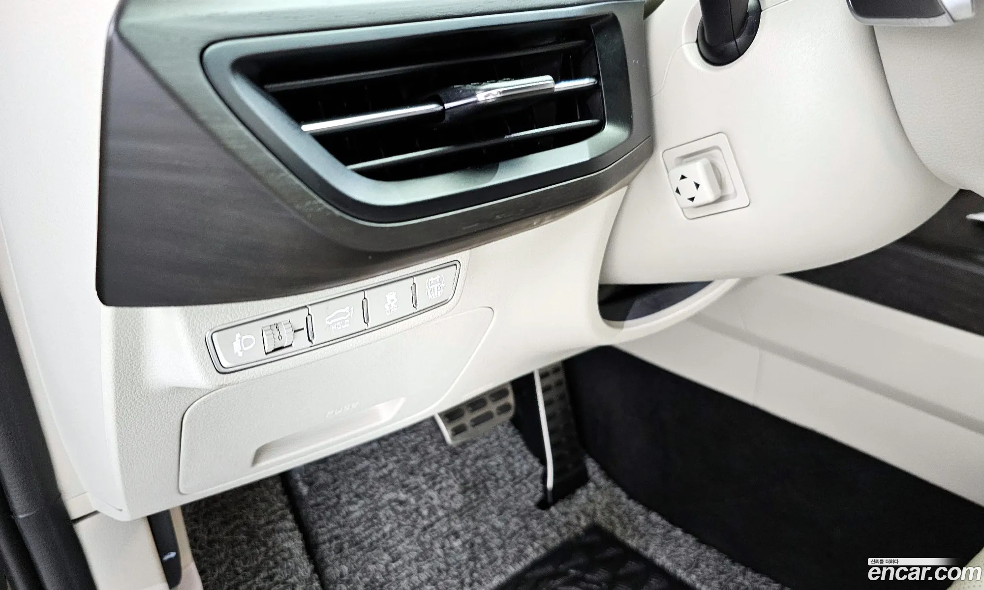 Kia K8 Hybrid 2023 — 2