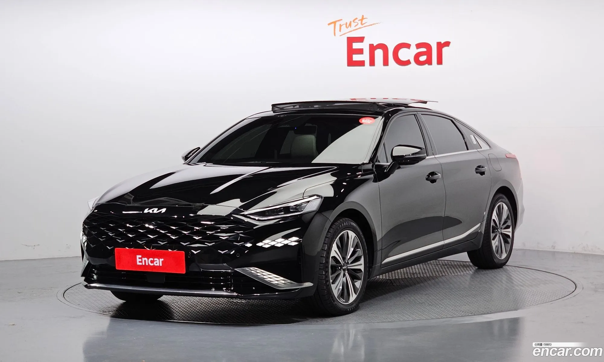 Kia K8 Hybrid 2023 — 12