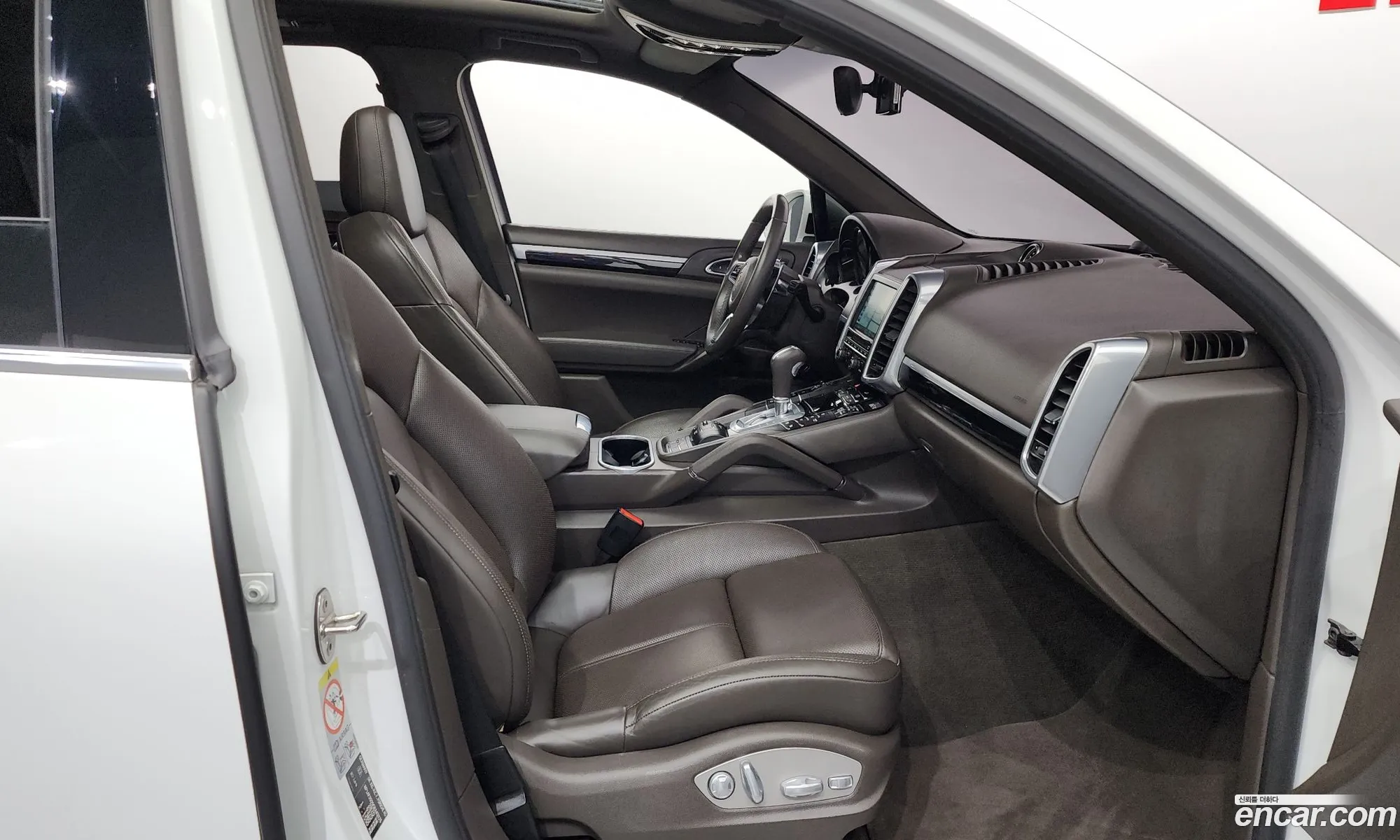 Porsche Cayenne 2016 WP1AF2929GKA49276 — 5