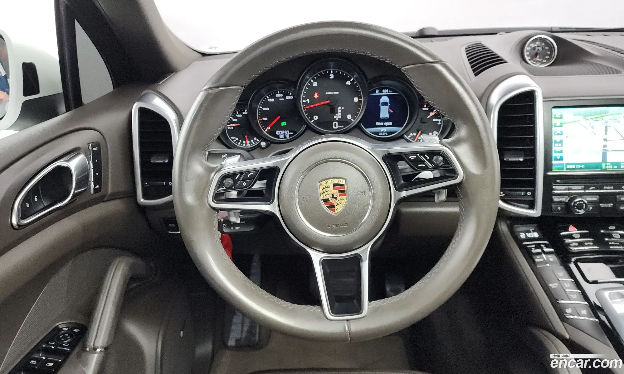 Porsche Cayenne 2016 WP1AF2929GKA49276 — 11