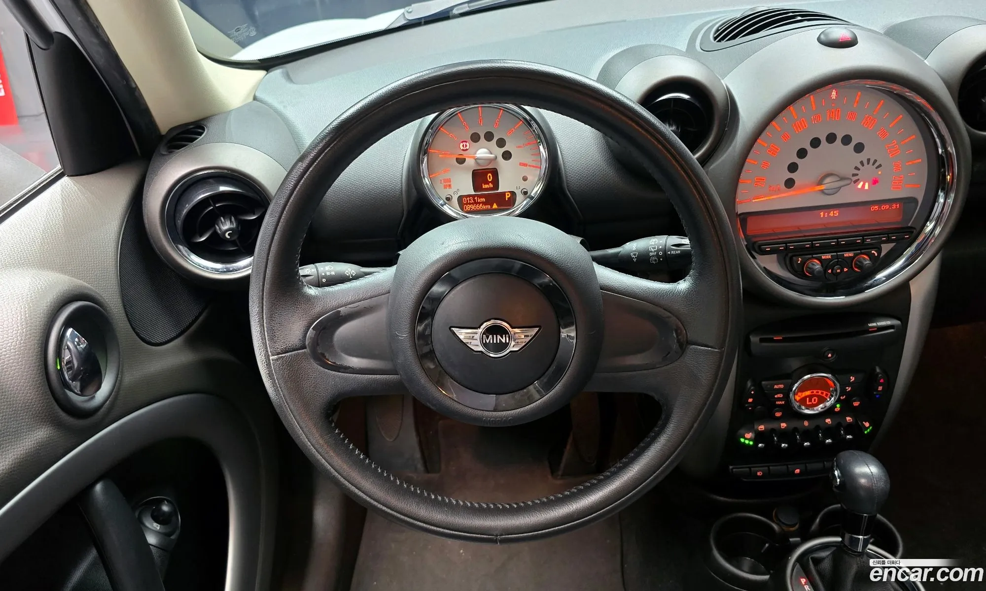 Mini Cooper Countryman 2011 WMWZB3109BWL02191 — 4